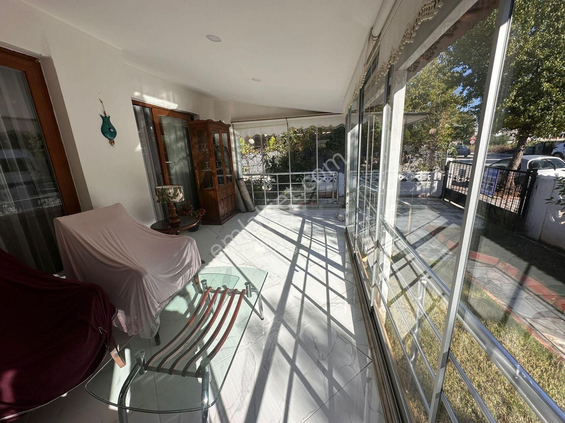 Stop’tan Foça Ana Cadde Üzeri Ticari Vasıflı Satılık Villa - Görsel 20