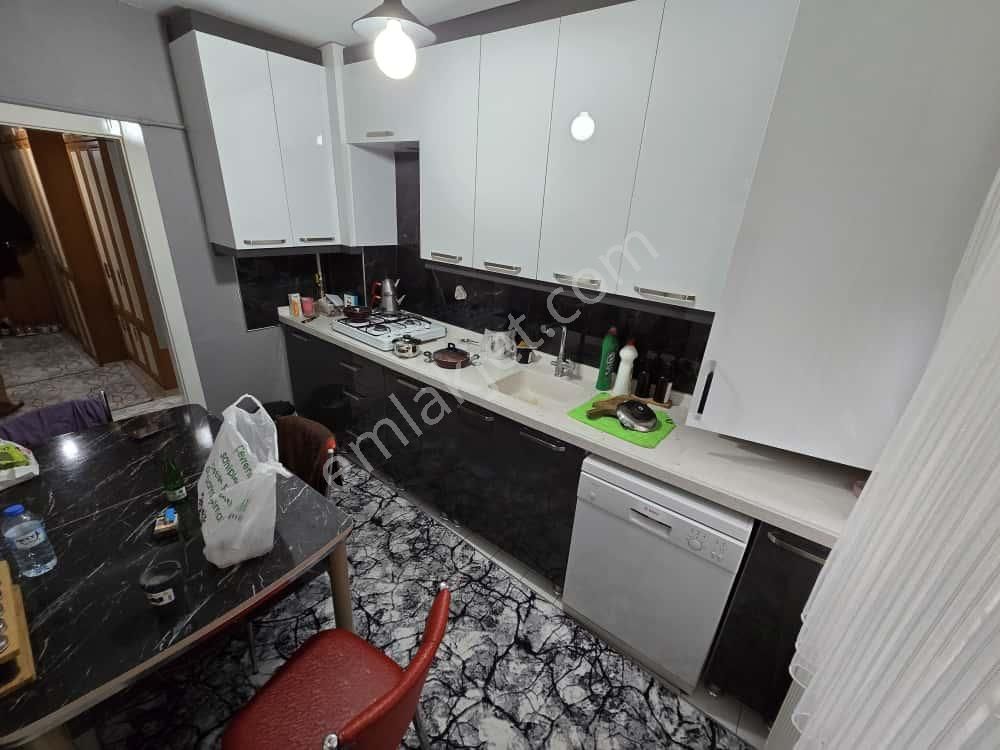 Mç Emlak'tan Plevne Mahallesin'de 2.5+1 Satılık Daire - Görsel 3