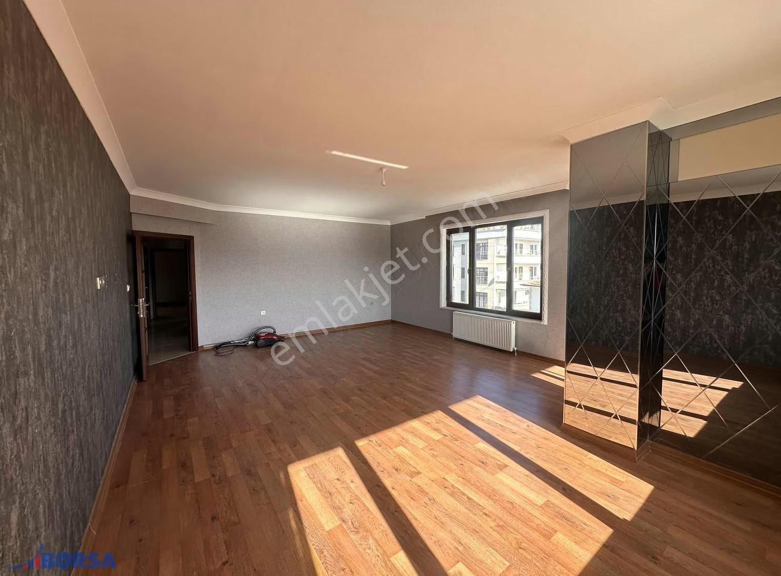 Birlik Mahallesi'nde Orman Manzaralı Dubleks 7+1 Daire! - Görsel 19