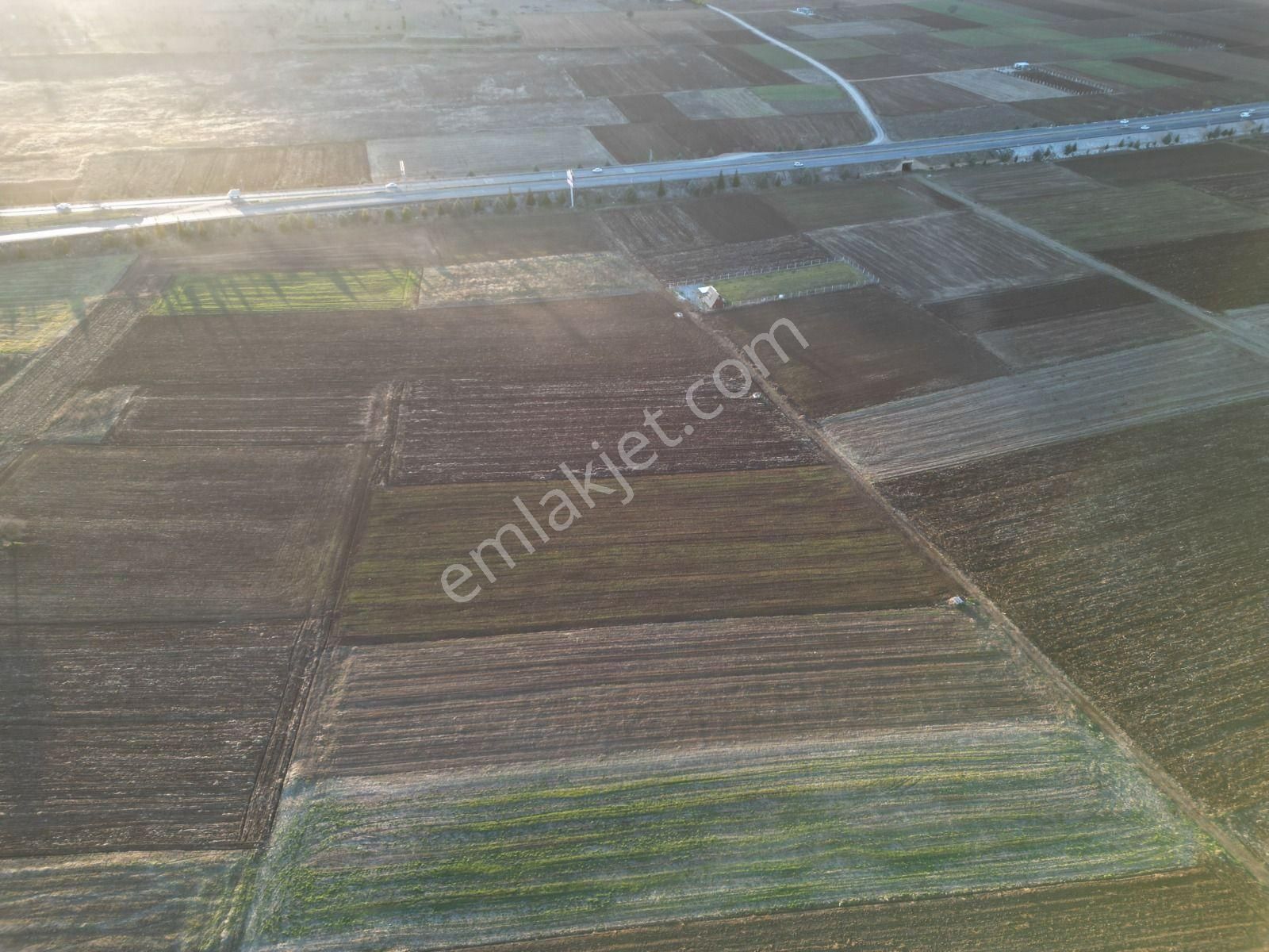 Acıpayam Yassıhöyükde 1554m2 Yolu Suyu Bulunan Hobi Bahçesi - Görsel 11