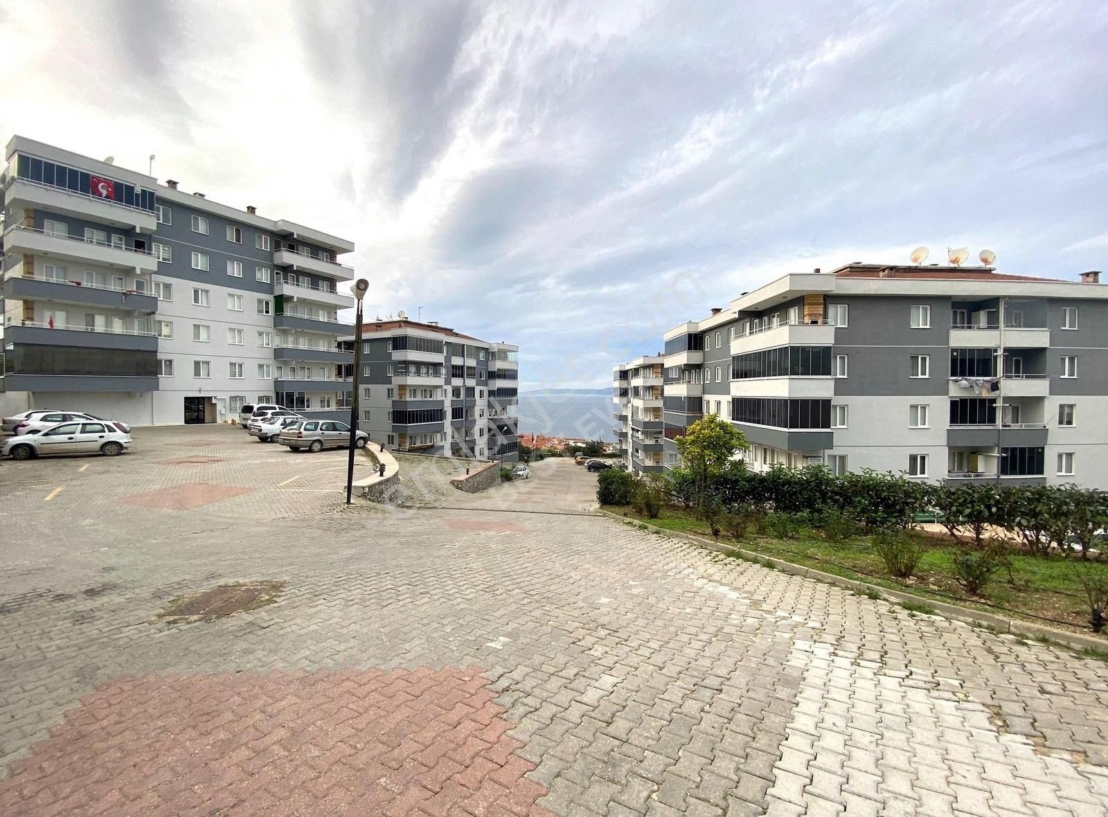 Best Ever'dan Site İçinde Satılık Deniz Manzaralı Geniş Daire