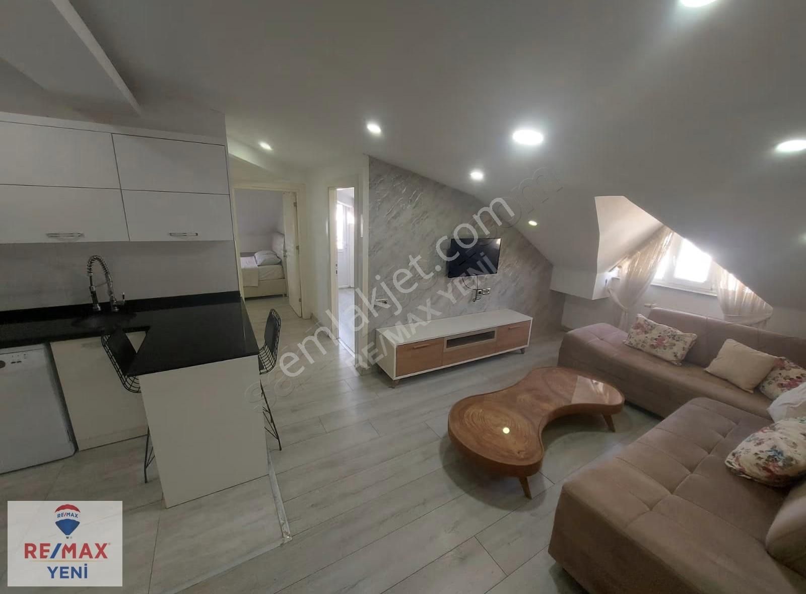 Remax'tan Bahçelievler'de Kiralık Lüks Eşyalı Rezidans - Görsel 9