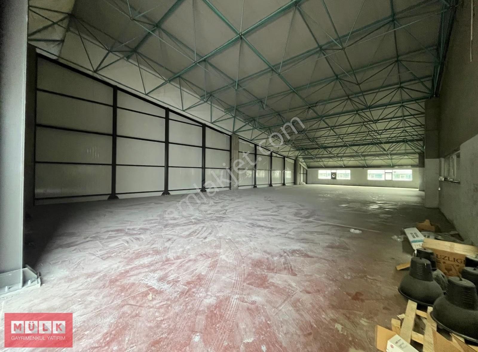 İkitelli'de Mülk Sahibin Den 532 M² Depo +kdv'li - Görsel 5