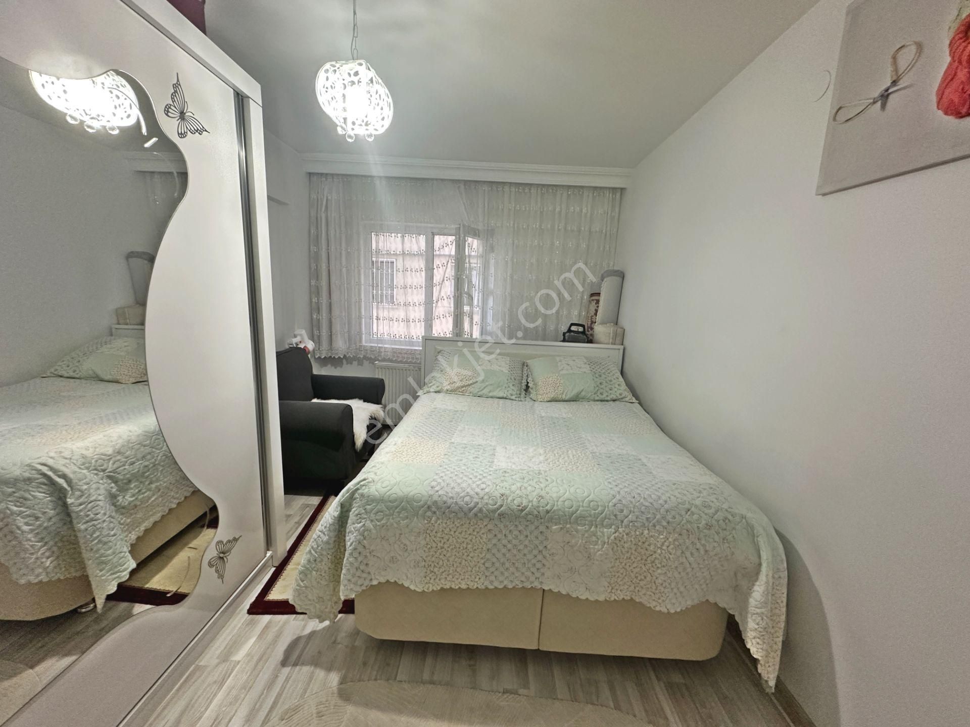 Şahintepe Mahallesinde Yapılı Balkonlu 2+1 Satılık Daire - Görsel 12