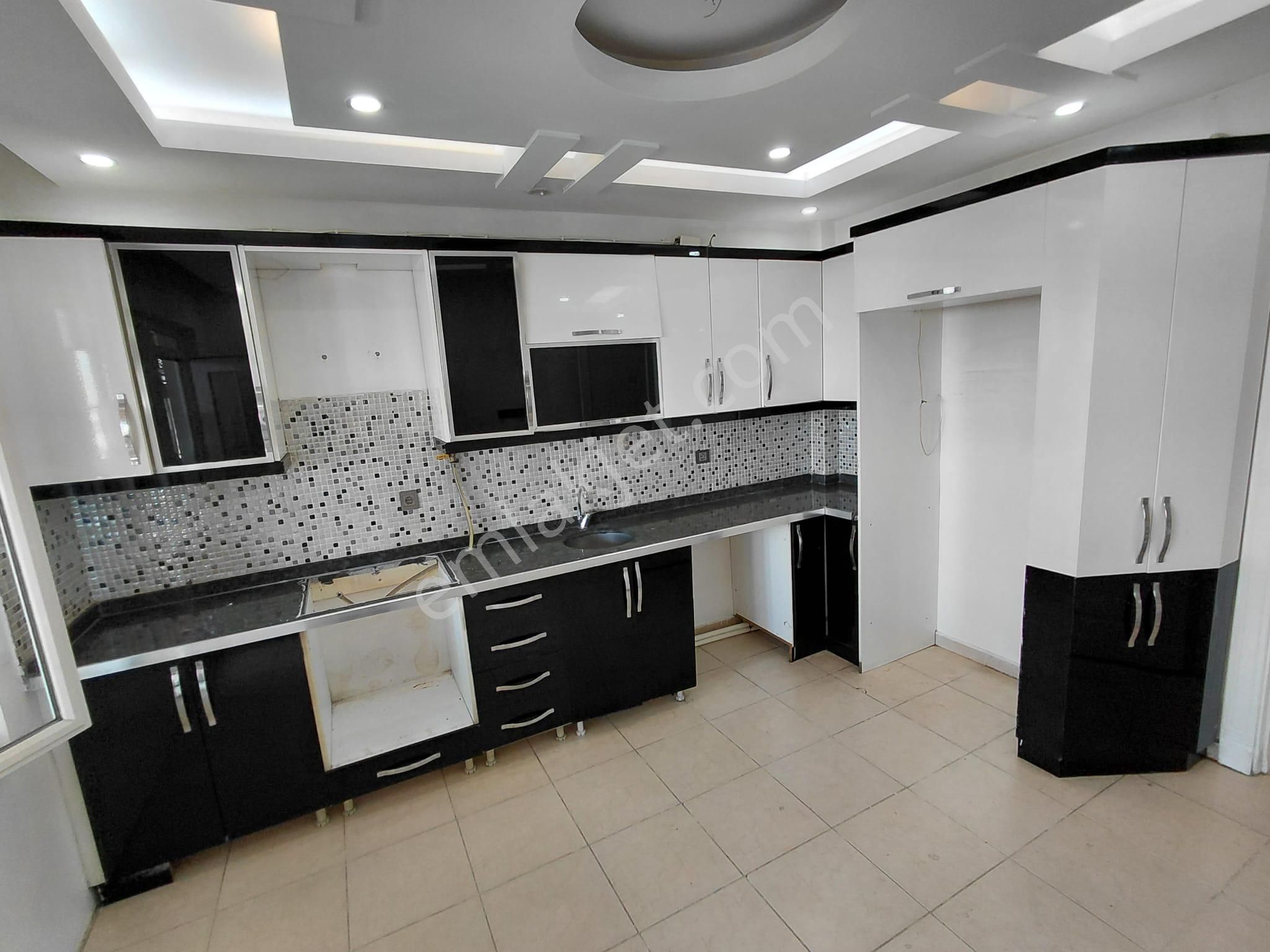 Millioğlu İnşaat'tan Belkıs'da Satılık 220 M2 Oturumlu 2+1 Daire - Görsel 12