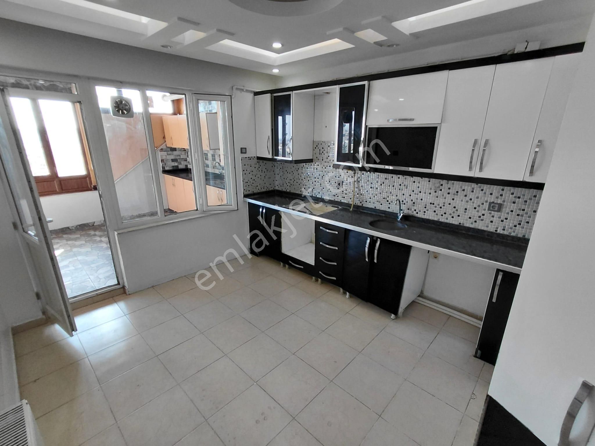 Millioğlu İnşaat'tan Belkıs'da Satılık 220 M2 Oturumlu 2+1 Daire - Görsel 11