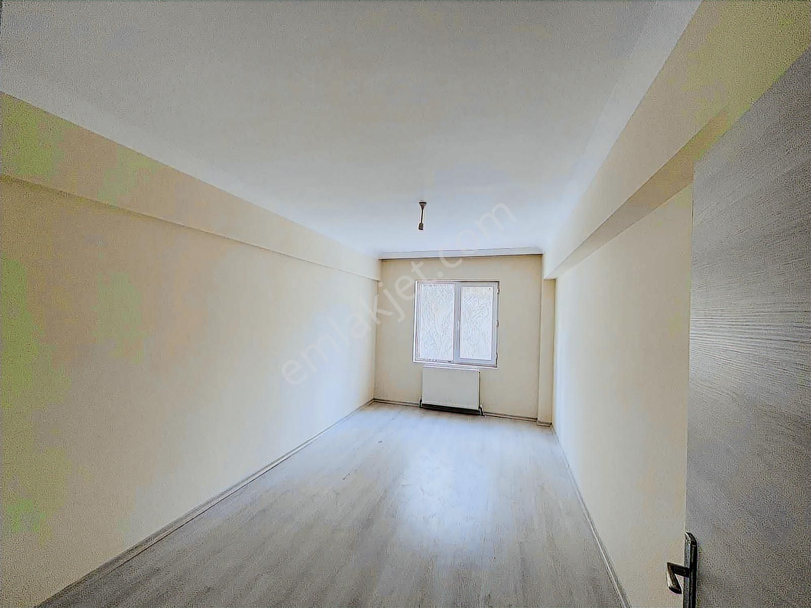 Yenimahalle Avcılar Mahallesinde Ön Cephe Satılık 4+1 Daire - Görsel 9