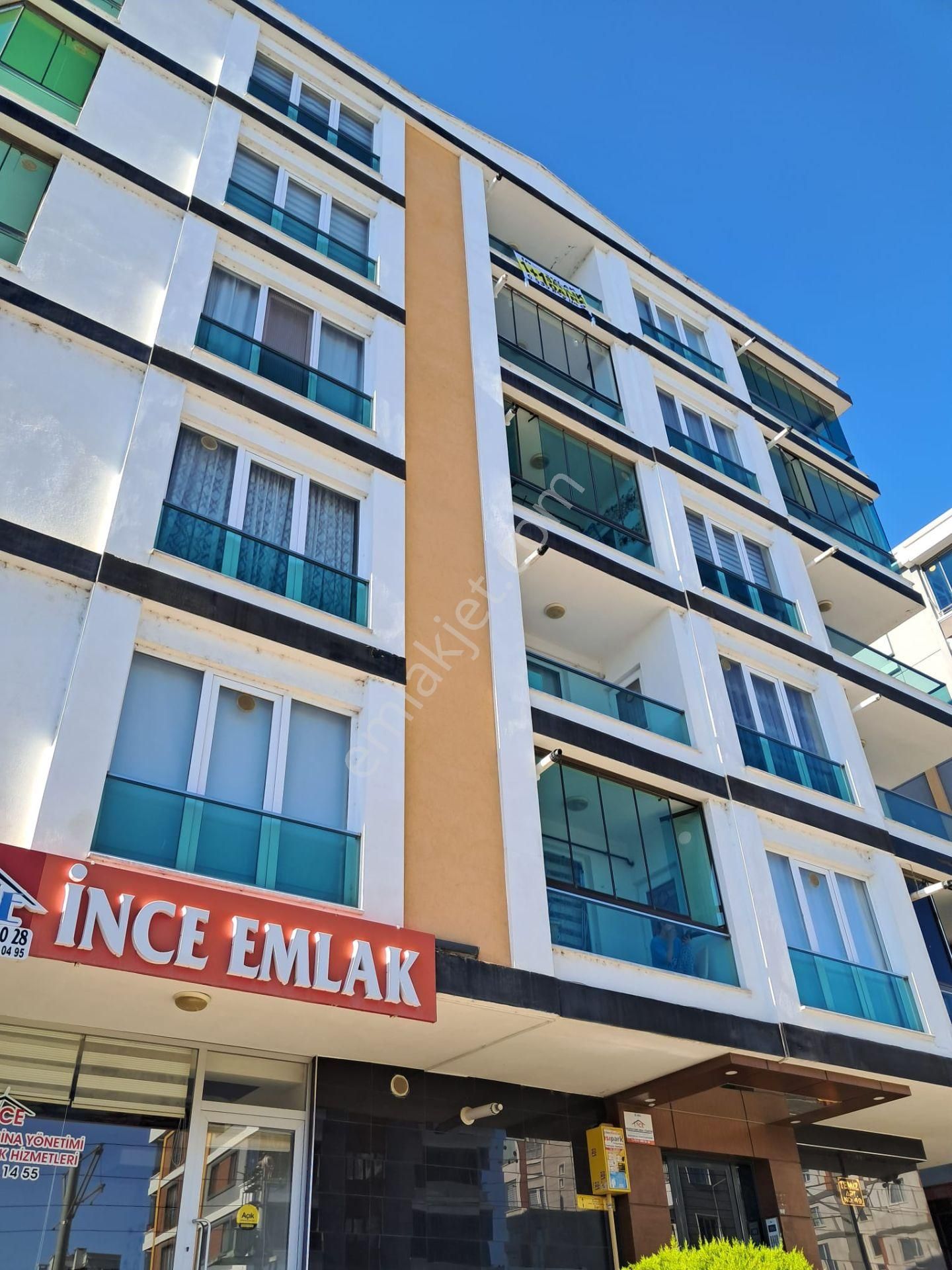 Samsun Atakum Körfez 1+1 Eşyalı Tramvaya Cephe Deniz Manzaralı Satılık Daire - Görsel 8