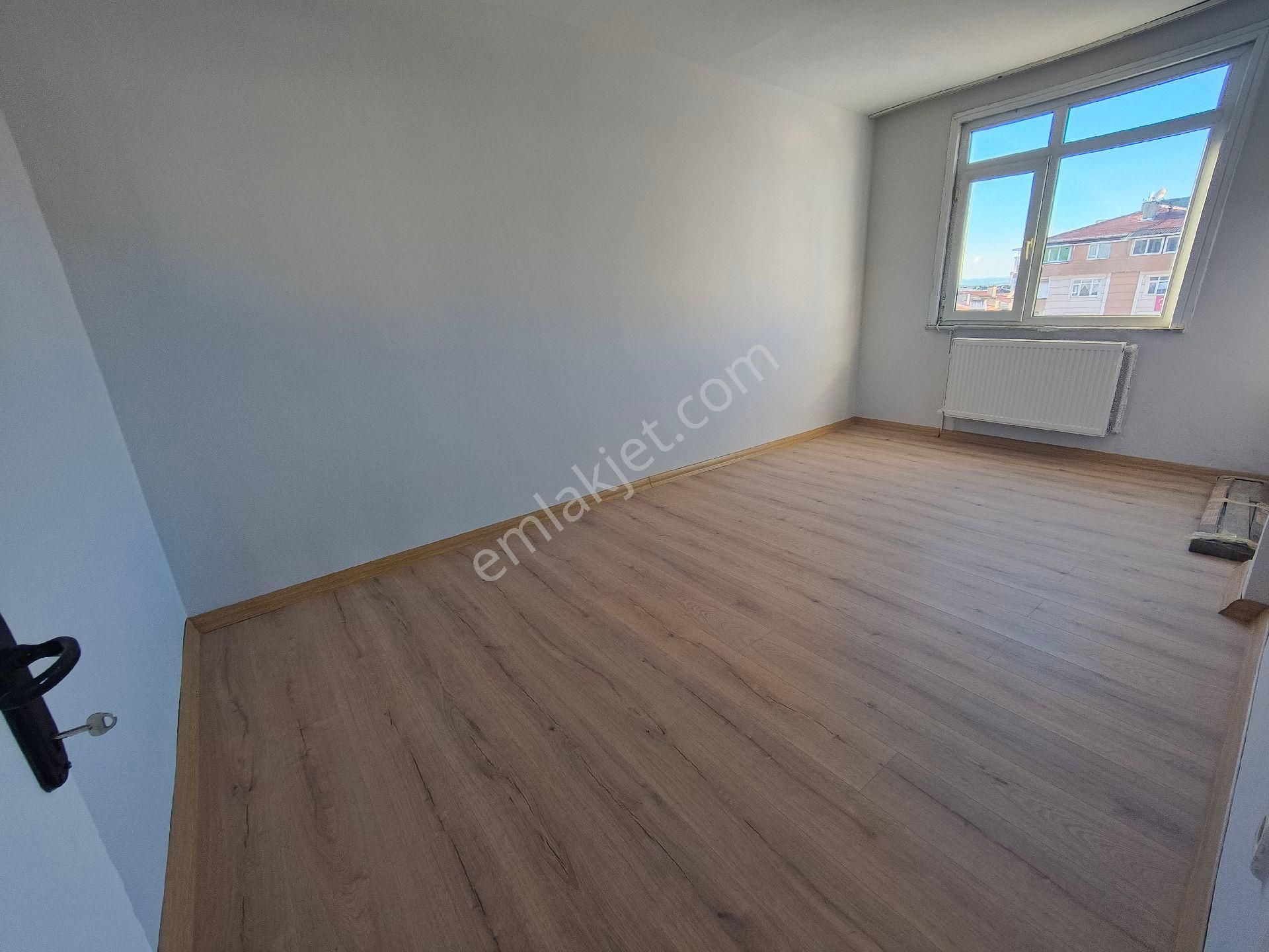 Güneyden Metroya 10 Dakika Yürüme 2+1.90m2 Balkonlu Daire - Görsel 17