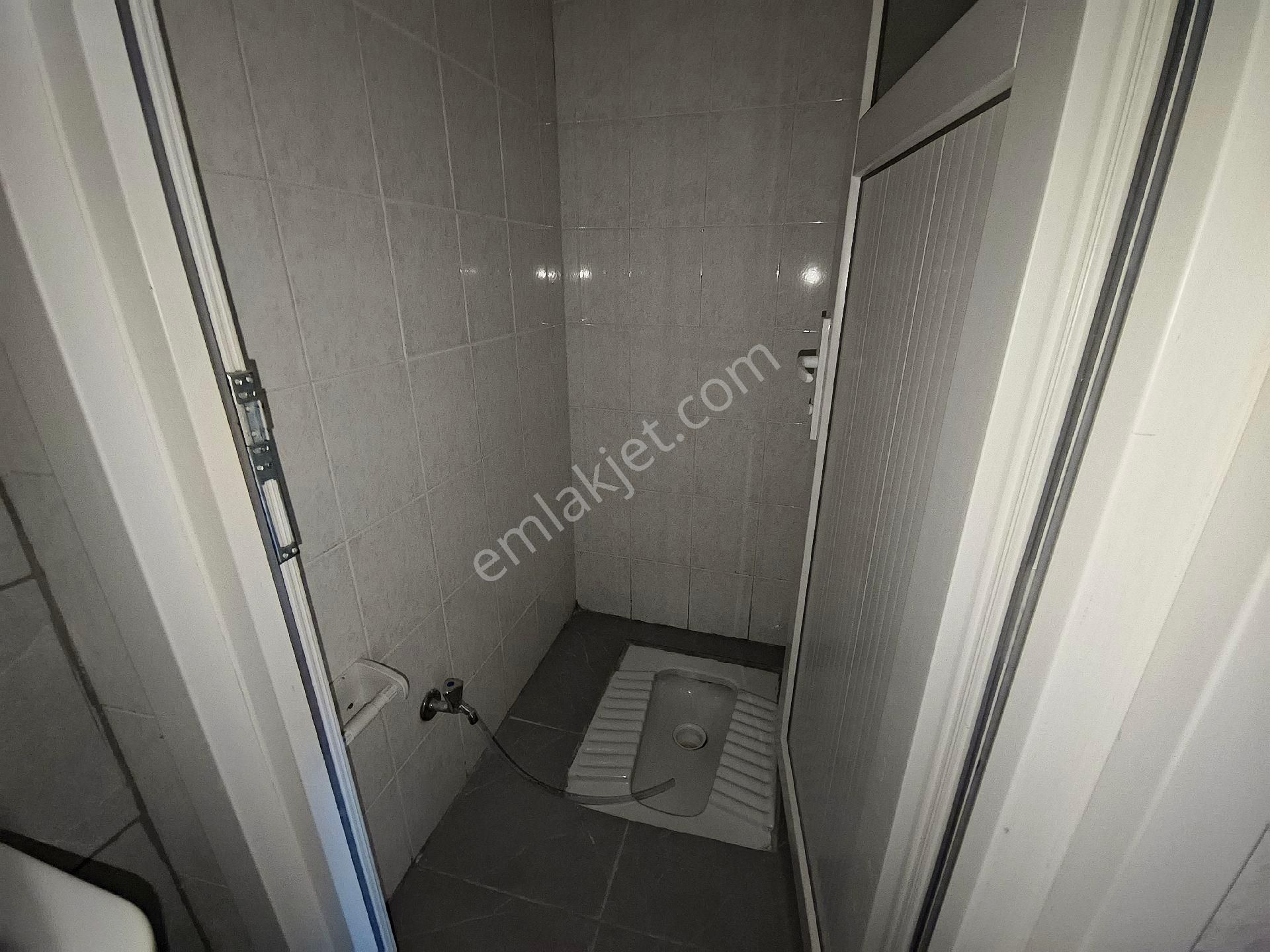 Güneyden Metroya 10 Dakika Yürüme 2+1.90m2 Balkonlu Daire - Görsel 32