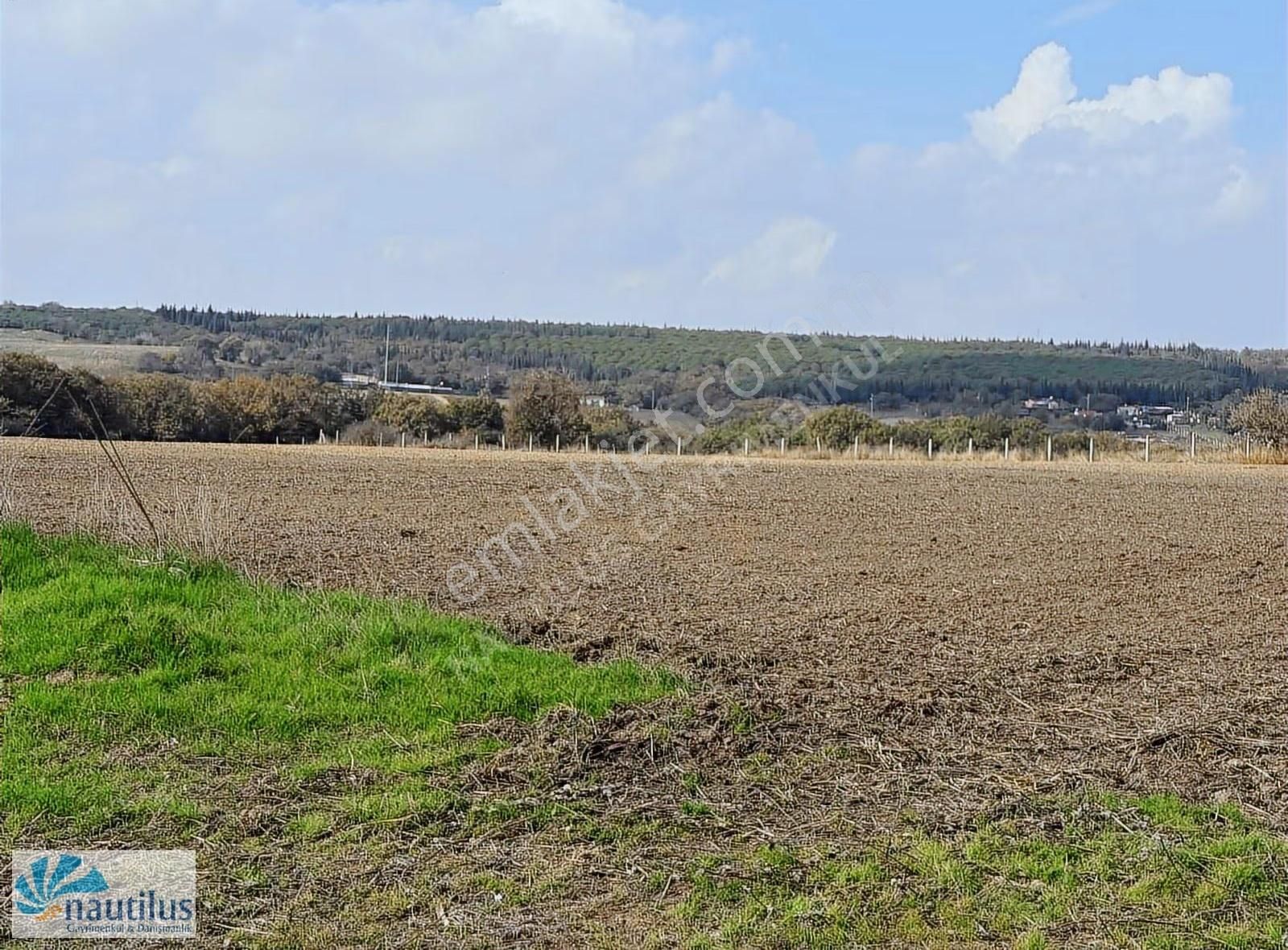 Silivri Büyükçavuşlu Satılık Ticari İmarlı Arsa