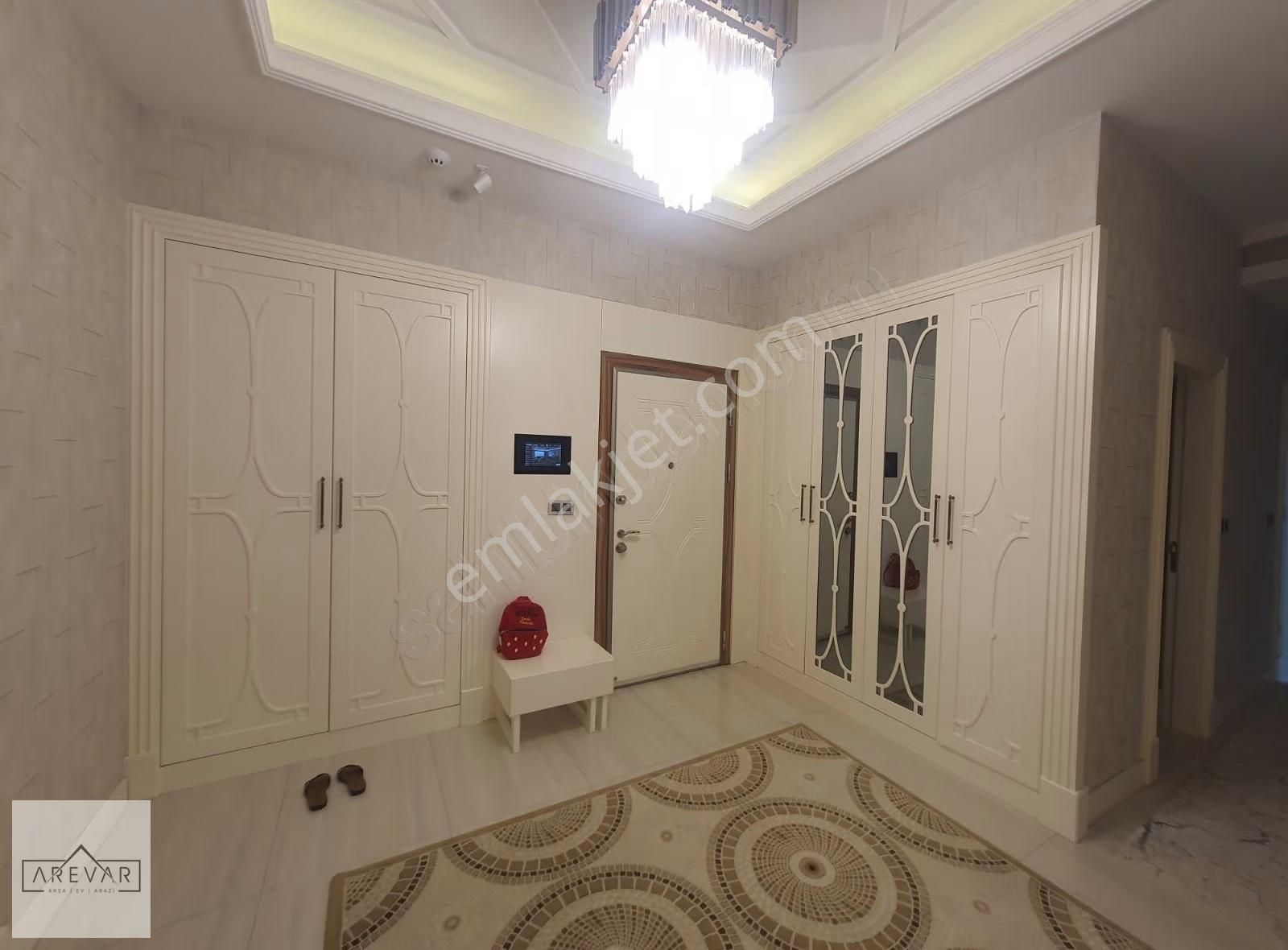 Şehirgösteren Kavşağına Çok Yakın Ultra Lux 4+1 Daire - Görsel 20