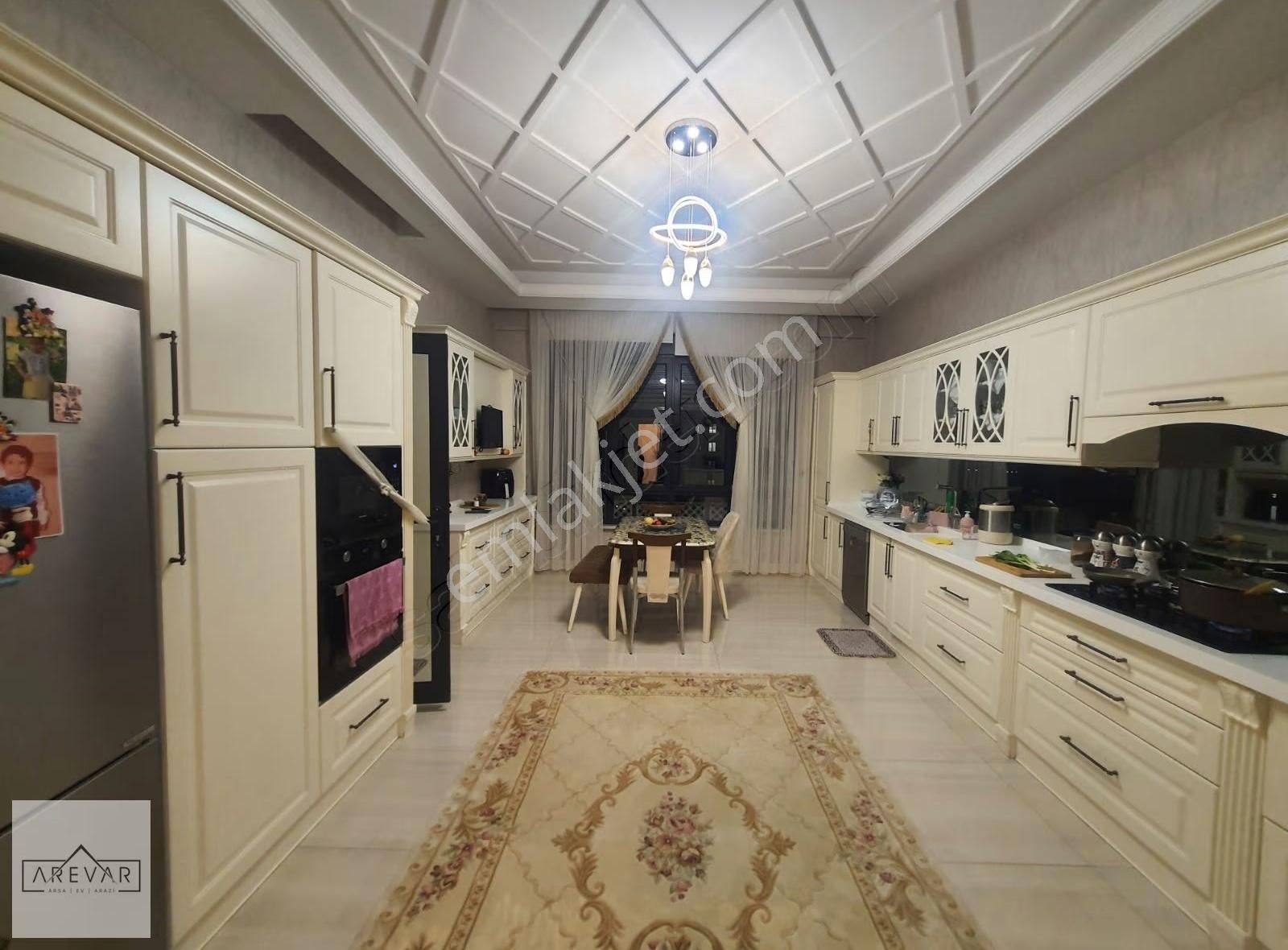 Şehirgösteren Kavşağına Çok Yakın Ultra Lux 4+1 Daire - Görsel 3