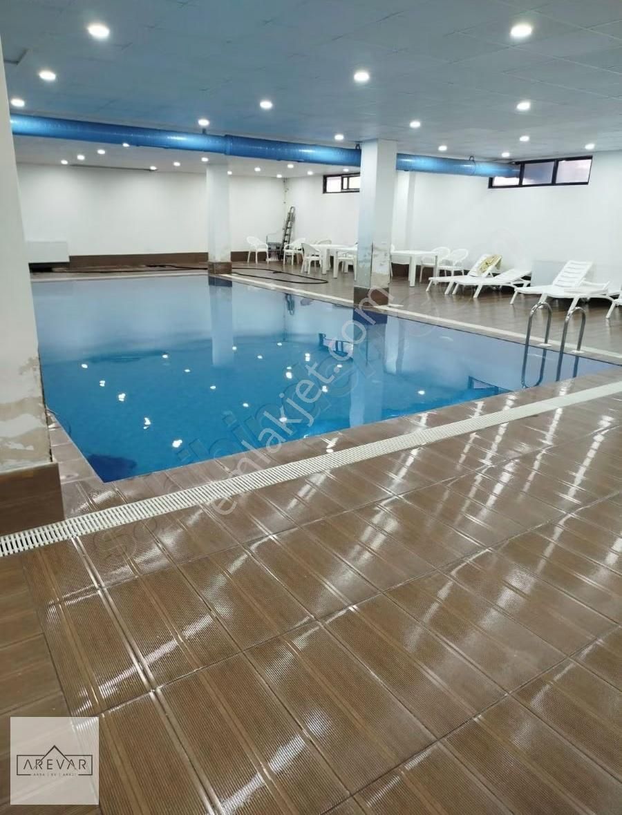 Şehirgösteren Kavşağına Çok Yakın Ultra Lux 4+1 Daire