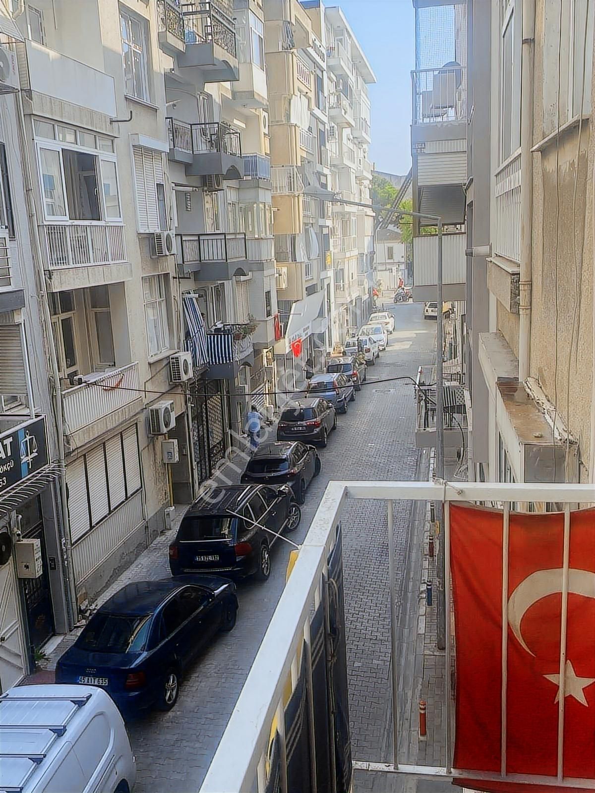 Karşıyaka Bahariye Mahallesi Satılık 2+1 Daire - Görsel 14