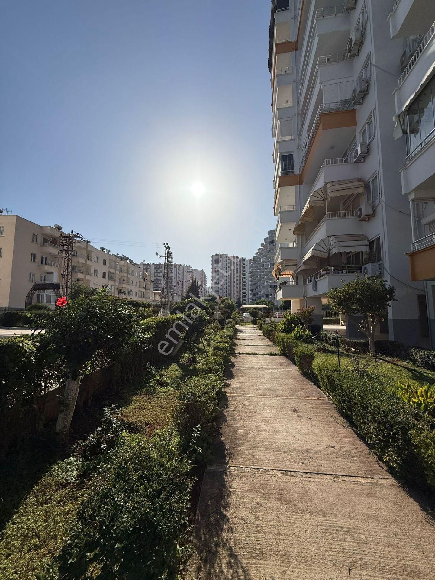 Bolkar Emlak’tan Tece’de Deniz Manzaralı Havuzlu Sitede 2+1 Kiralık Ferah Daire - Görsel 2