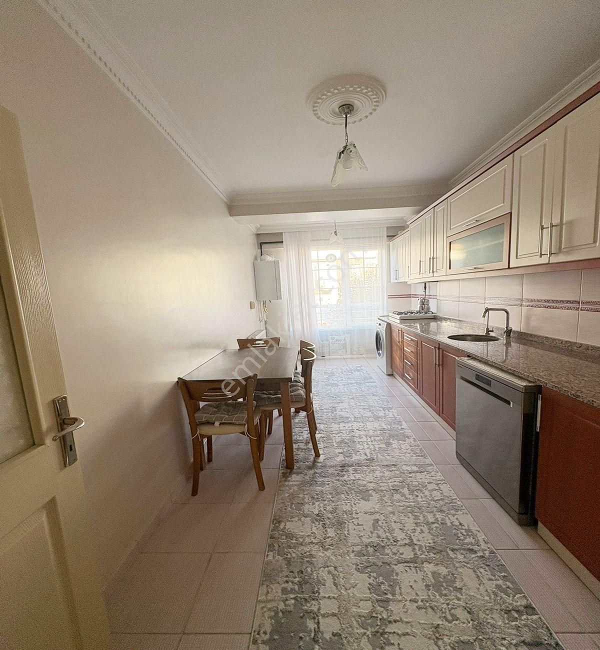 Avcılar Cihangir De 5+2 Satılık Ferah Dublex - Görsel 3