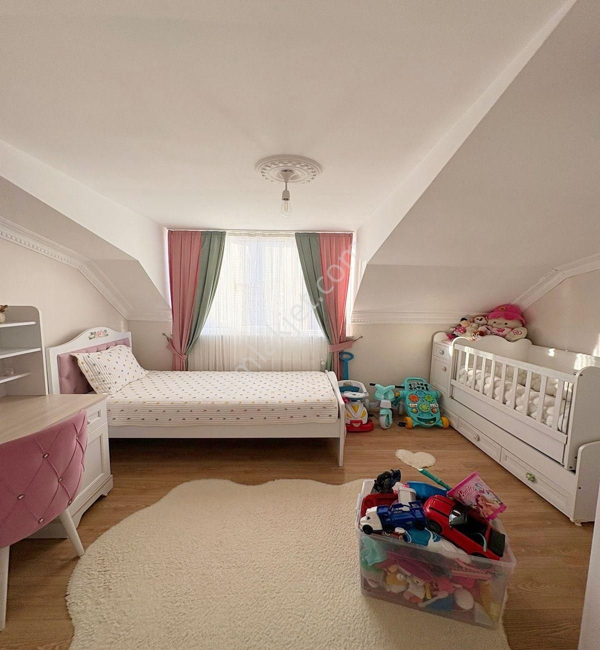 Avcılar Cihangir De 5+2 Satılık Ferah Dublex - Görsel 4