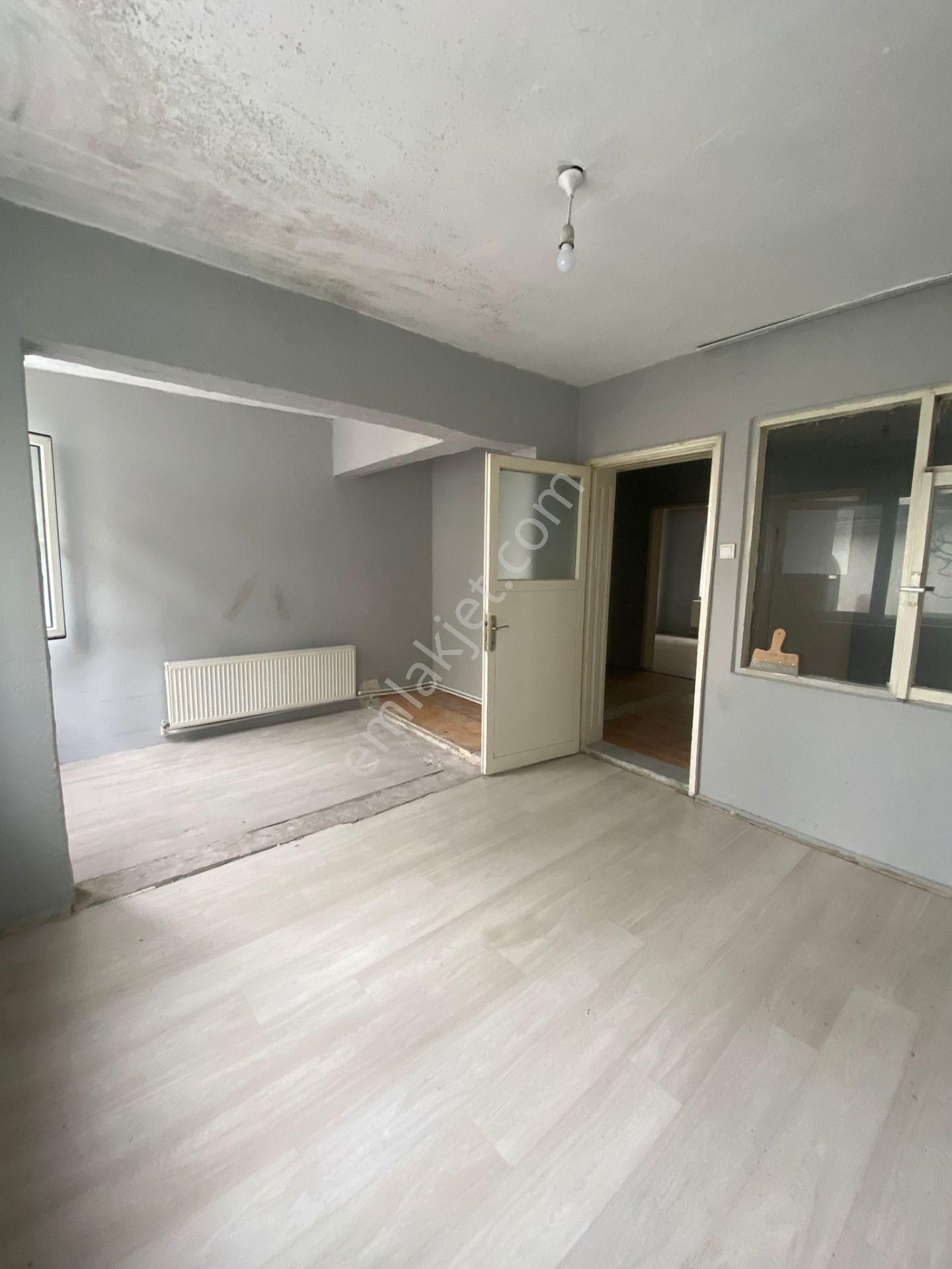 Şükraniyede Kiralık Daireler Ve Depo - Görsel 12