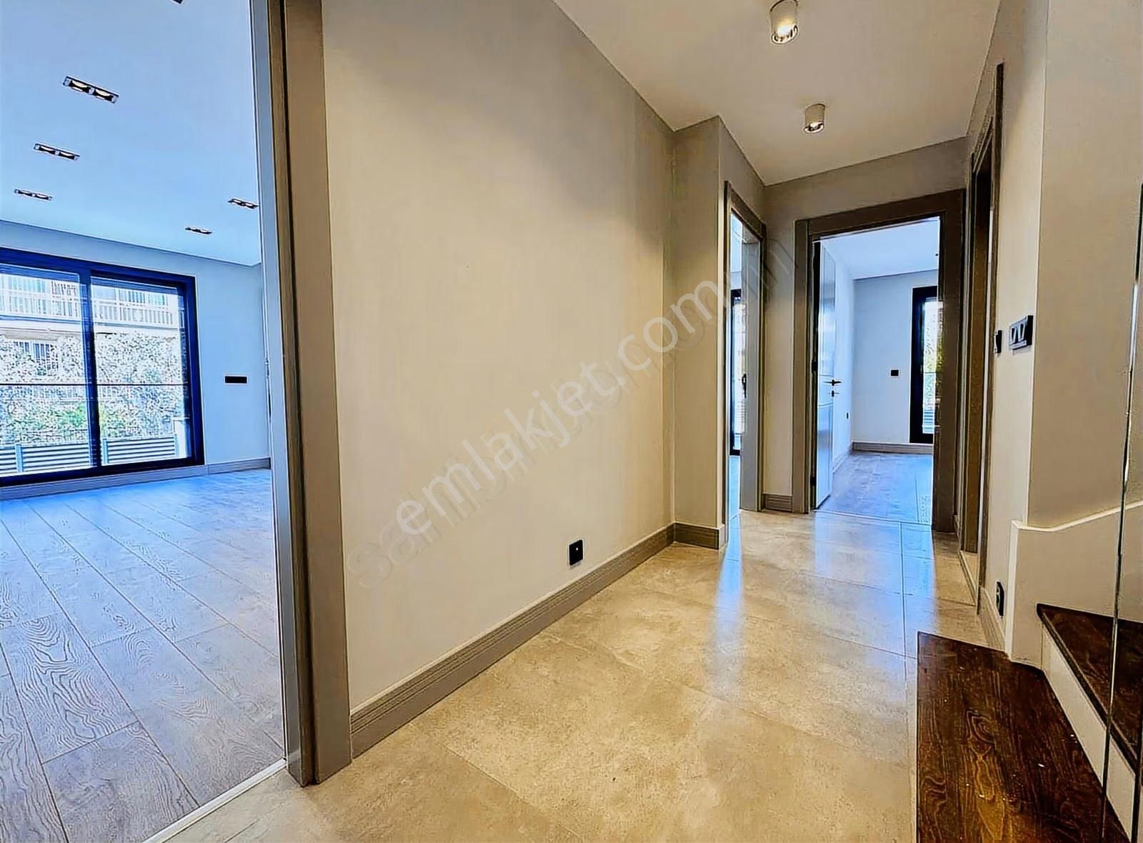 Bornova Atatürk Mah Teraslı Sıfır 4+1 Tripleks Satılık Villa - Görsel 29