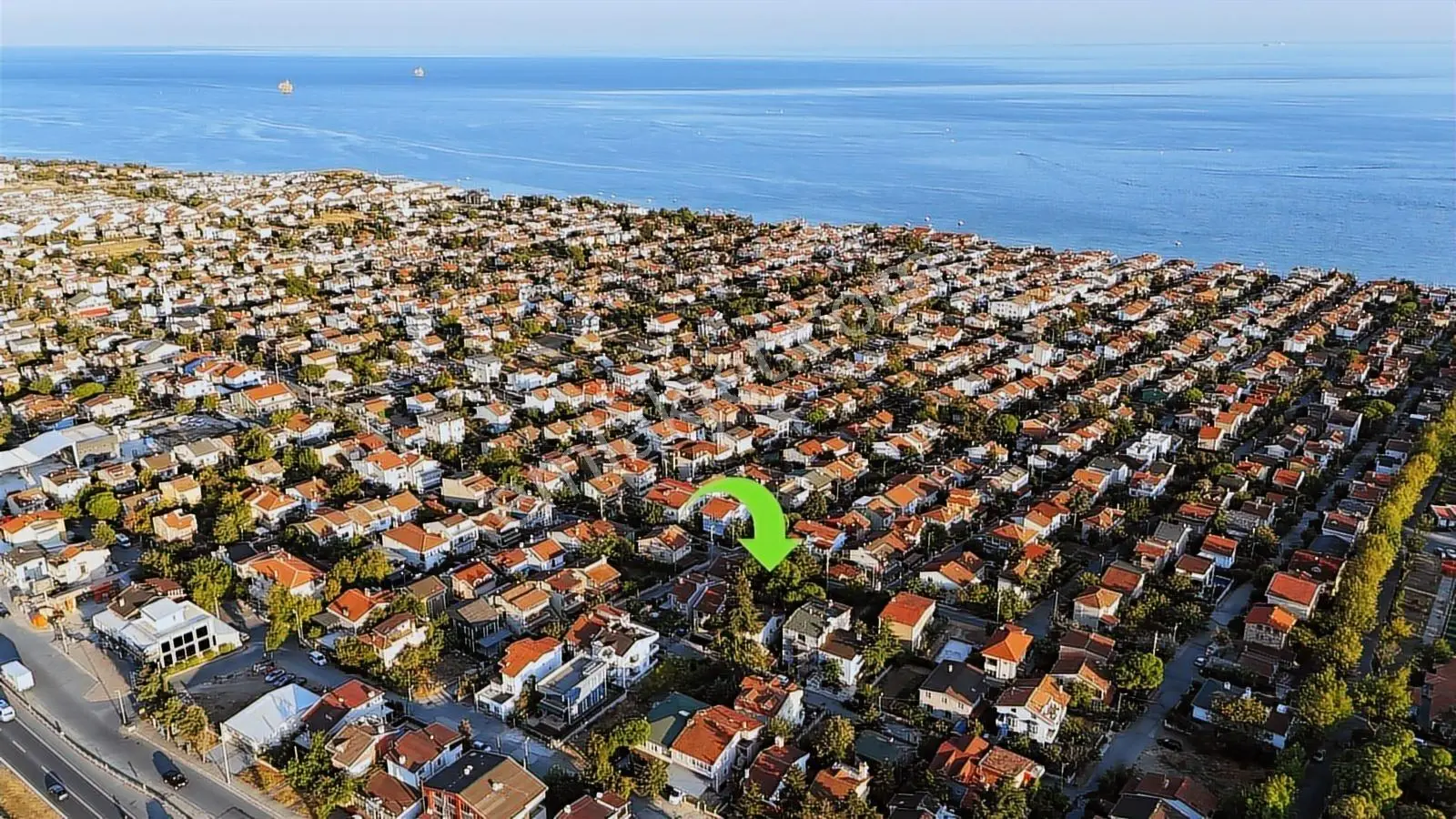 Silivri Semizkumlar Satılık Çift Yola Cephe 535 M² Arsa Ve Villa