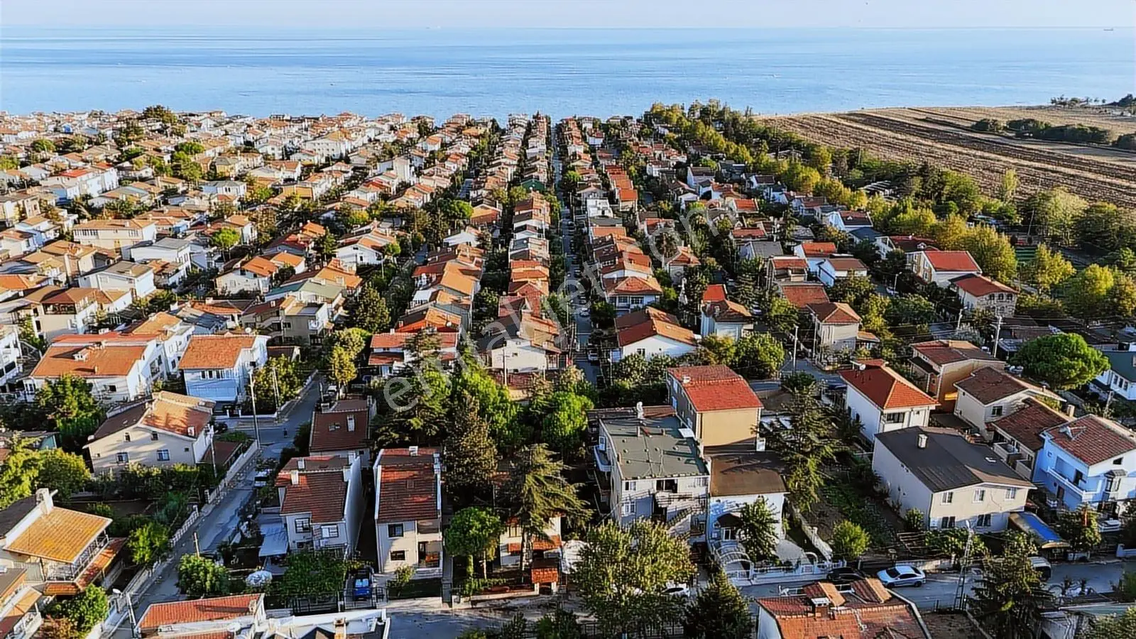 Silivri Semizkumlar Satılık Çift Yola Cephe 535 M² Arsa Ve Villa - Görsel 3