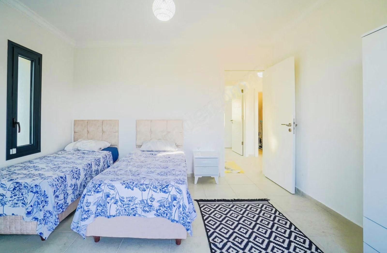 Çeşme Musalla Müstakil Havuzlu Köşe Konumlu Villa - Görsel 12