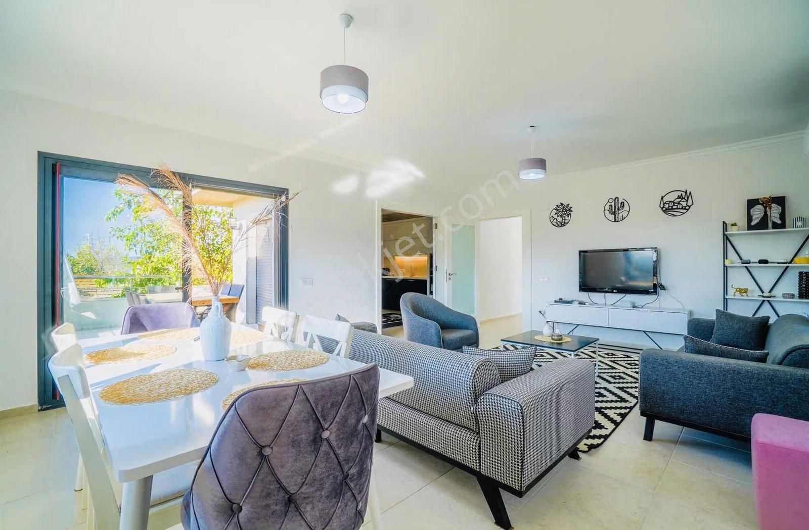 Çeşme Musalla Müstakil Havuzlu Köşe Konumlu Villa - Görsel 31