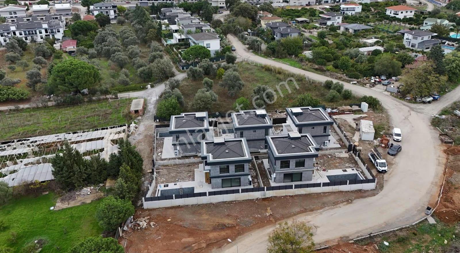 Güzelbahçe Yelki'de Müstakil Havuzlu 4+1 Lüks Villa - Görsel 20
