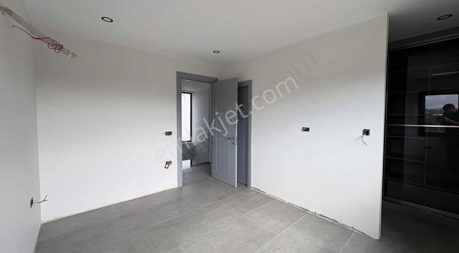 Güzelbahçe Yelki'de Müstakil Havuzlu 4+1 Lüks Villa - Görsel 18