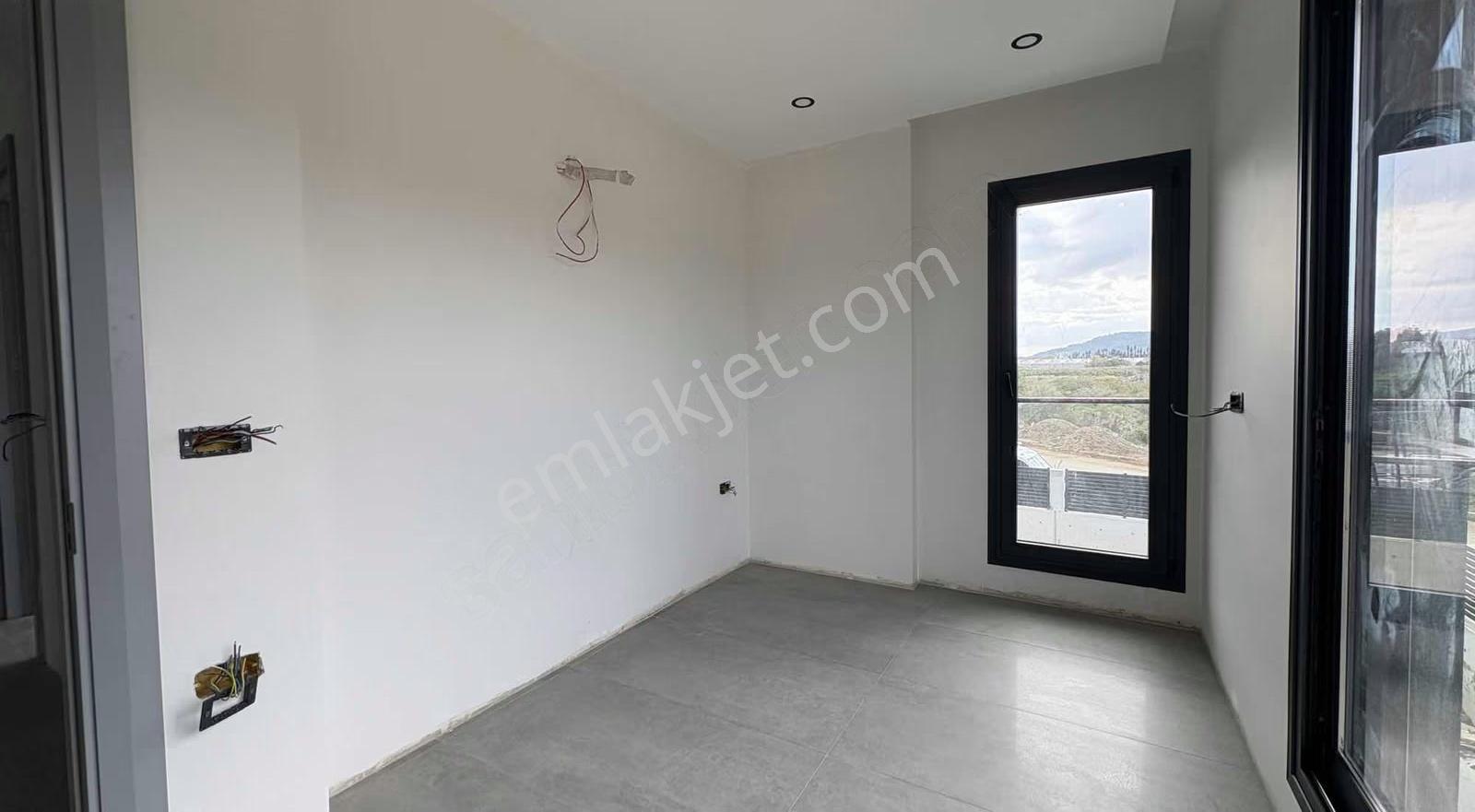 Güzelbahçe Yelki'de Müstakil Havuzlu 4+1 Lüks Villa - Görsel 12