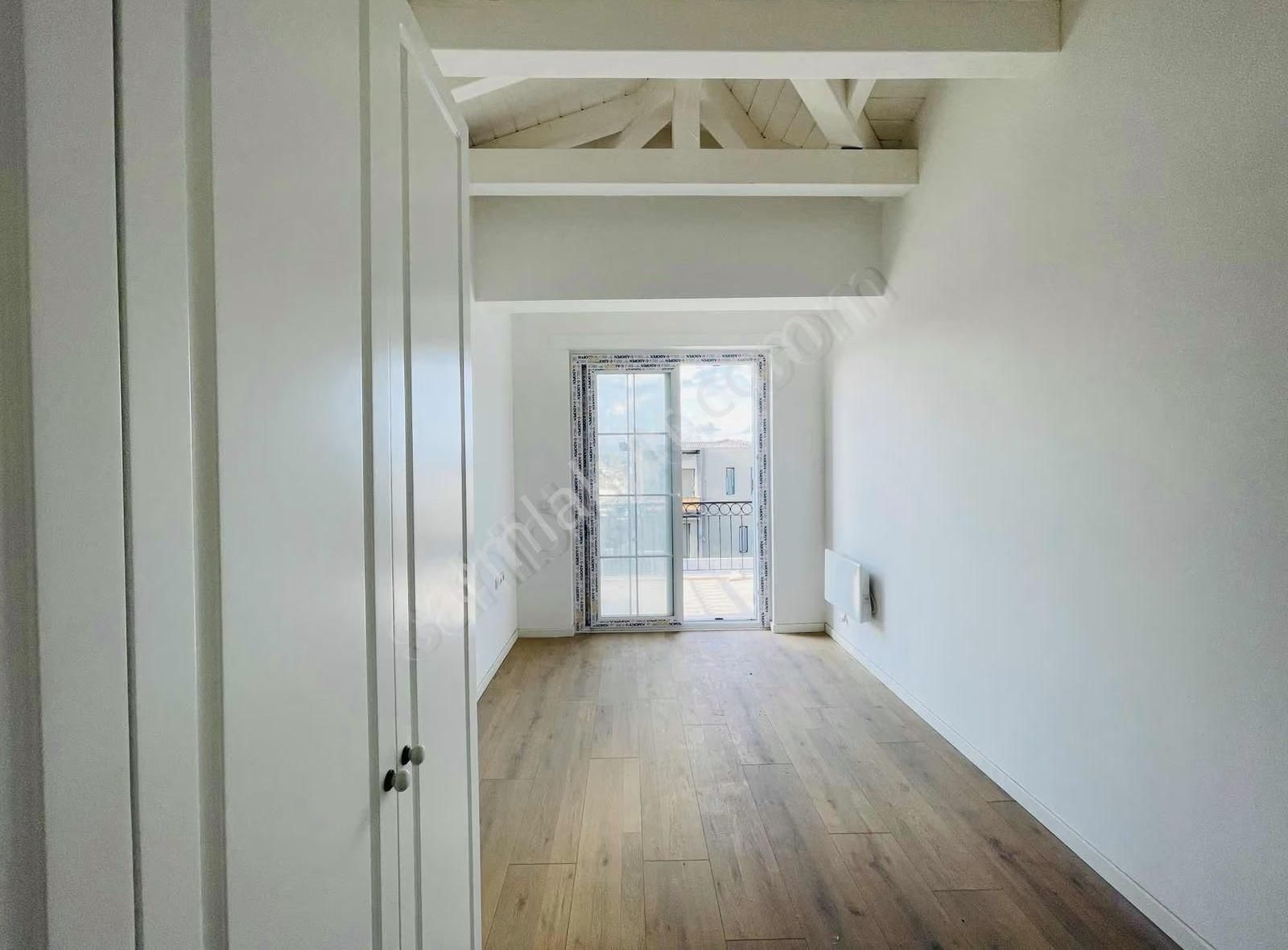 Fast Buy Çeşme Yalı'da 4+1 Sıfır Villa - Görsel 6