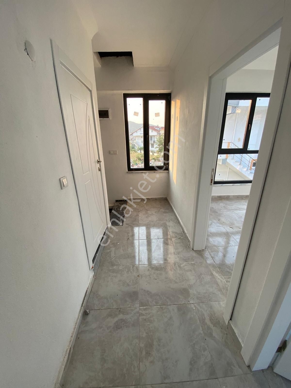 Özgür İnşaat'tan Avşa Adasın'da 3+1 250m2 Arsa İçinde Lüx Dubleks Villa - Görsel 19