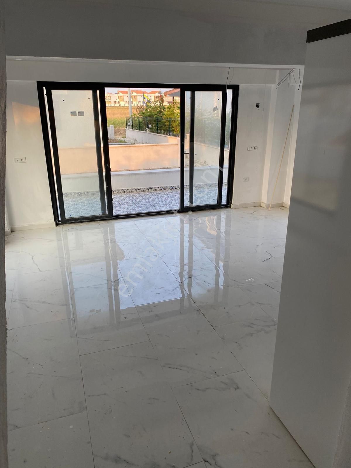 Özgür İnşaat'tan Avşa Adasın'da 3+1 250m2 Arsa İçinde Lüx Dubleks Villa - Görsel 15