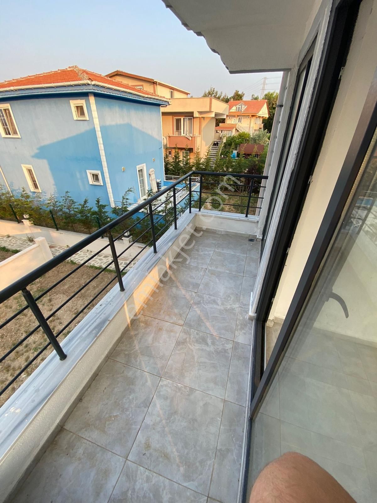 Özgür İnşaat'tan Avşa Adasın'da 3+1 250m2 Arsa İçinde Lüx Dubleks Villa - Görsel 16