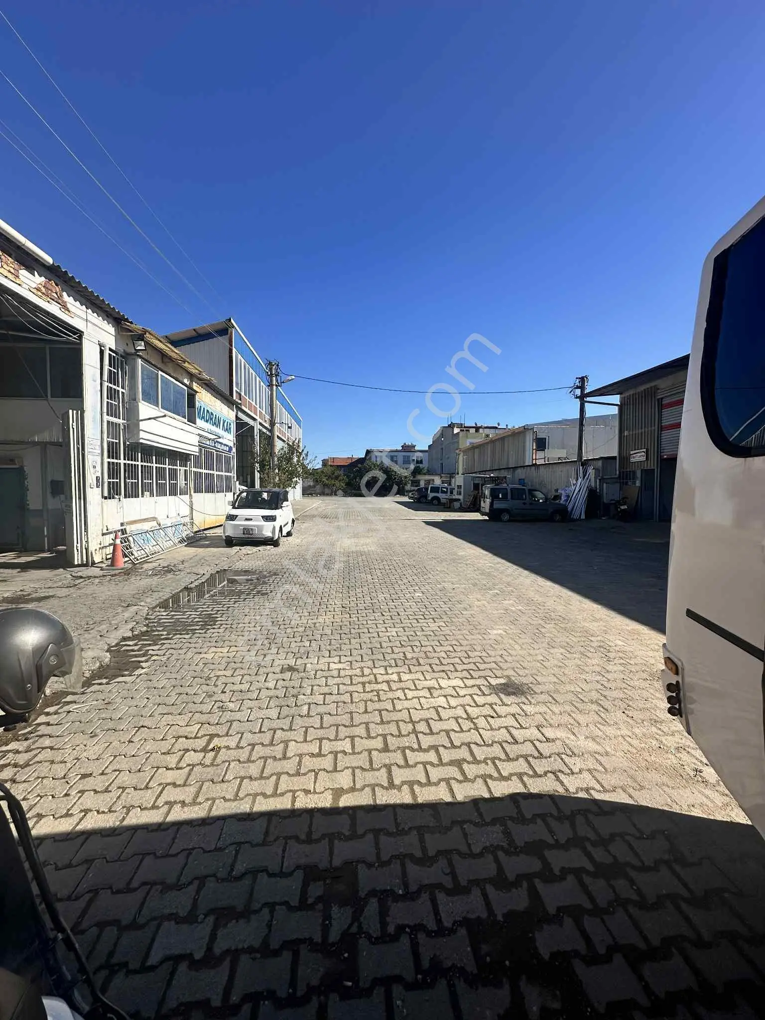 Sanayii Sitesinde 2 Tane Satılık Dükkan - Görsel 2