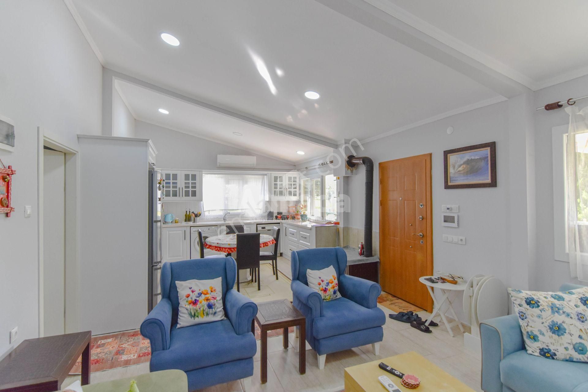 Gökçealan'da Doğayla İç İçe Yaşam Sağlayan 2+1 Çiftlik Evi - Görsel 3