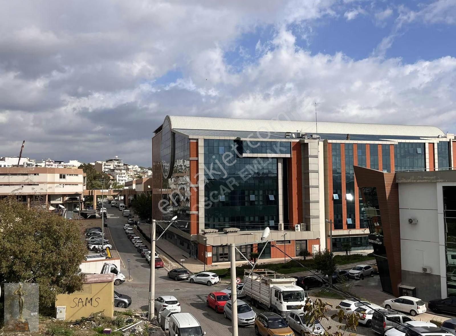 Karabağlar Da Komple Satılık Bina Köşe Konum Müstakil - Görsel 17