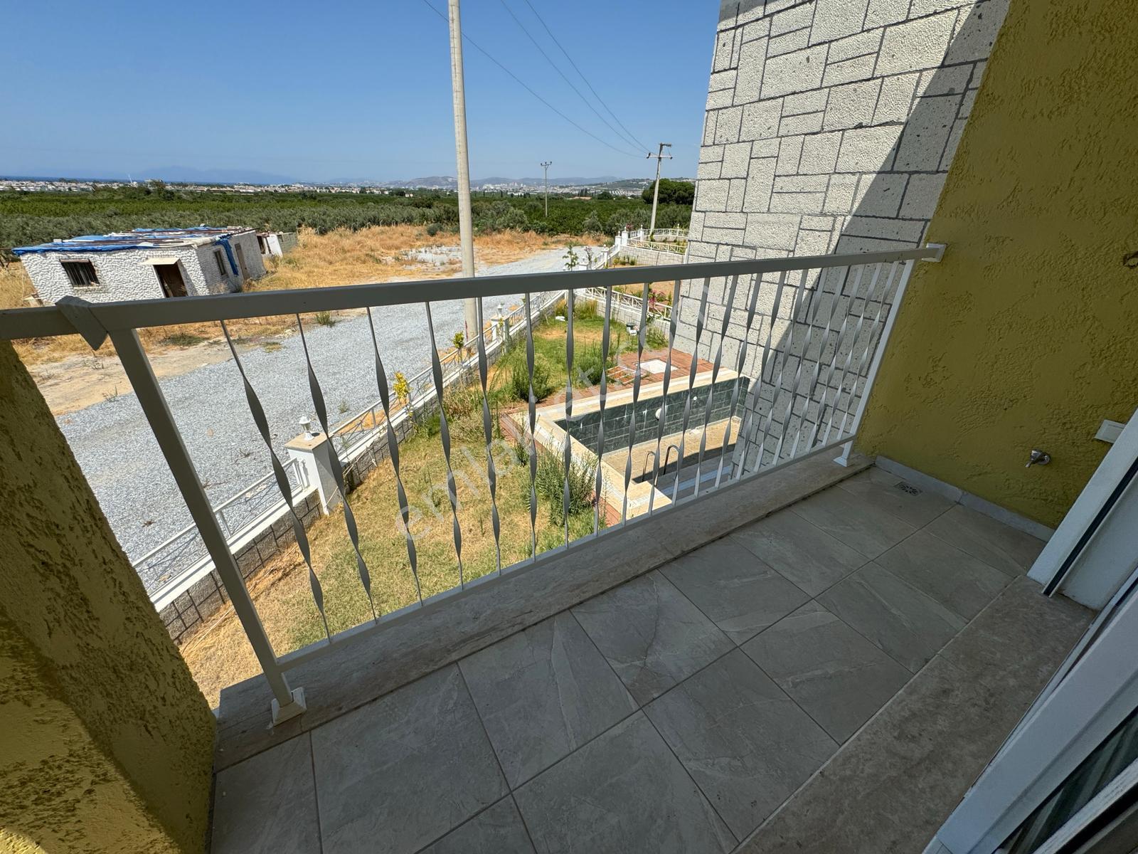 Kuşadası'nda Denize Yakın 4+1 Müstakil Havuzlu Villa - Görsel 34