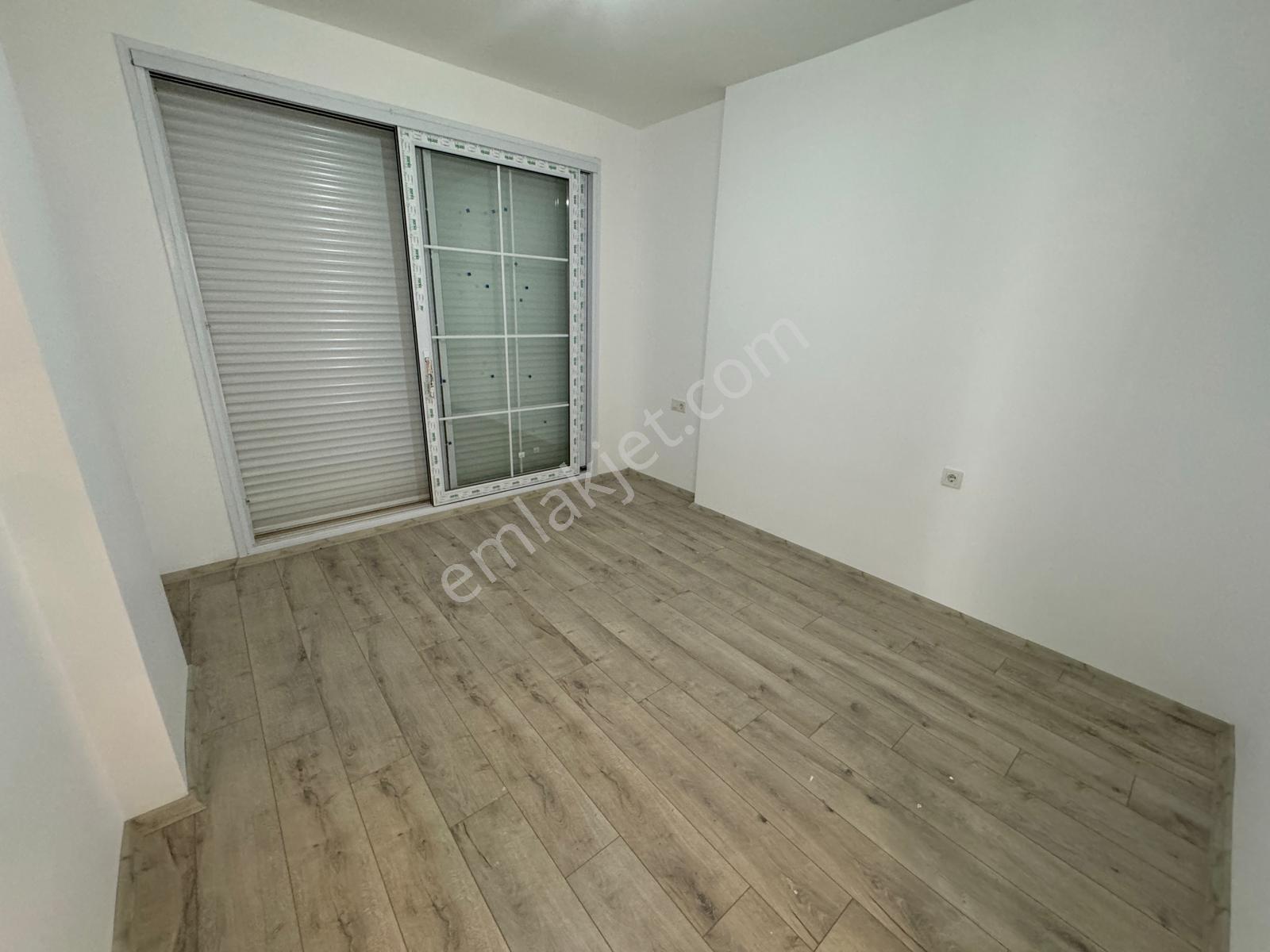 Kuşadası'nda Denize Yakın 4+1 Müstakil Havuzlu Villa - Görsel 30