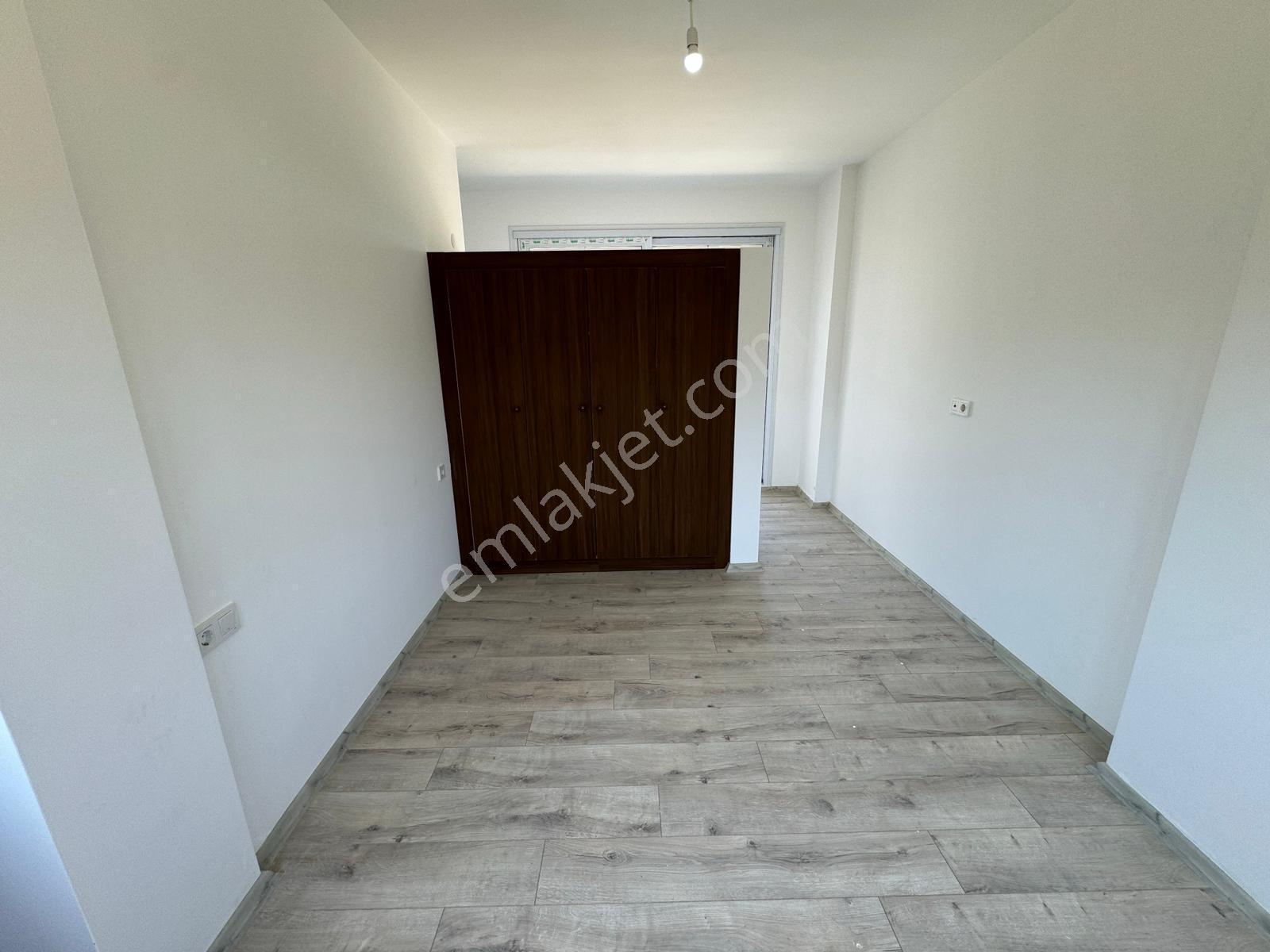 Kuşadası'nda Denize Yakın 4+1 Müstakil Havuzlu Villa - Görsel 31