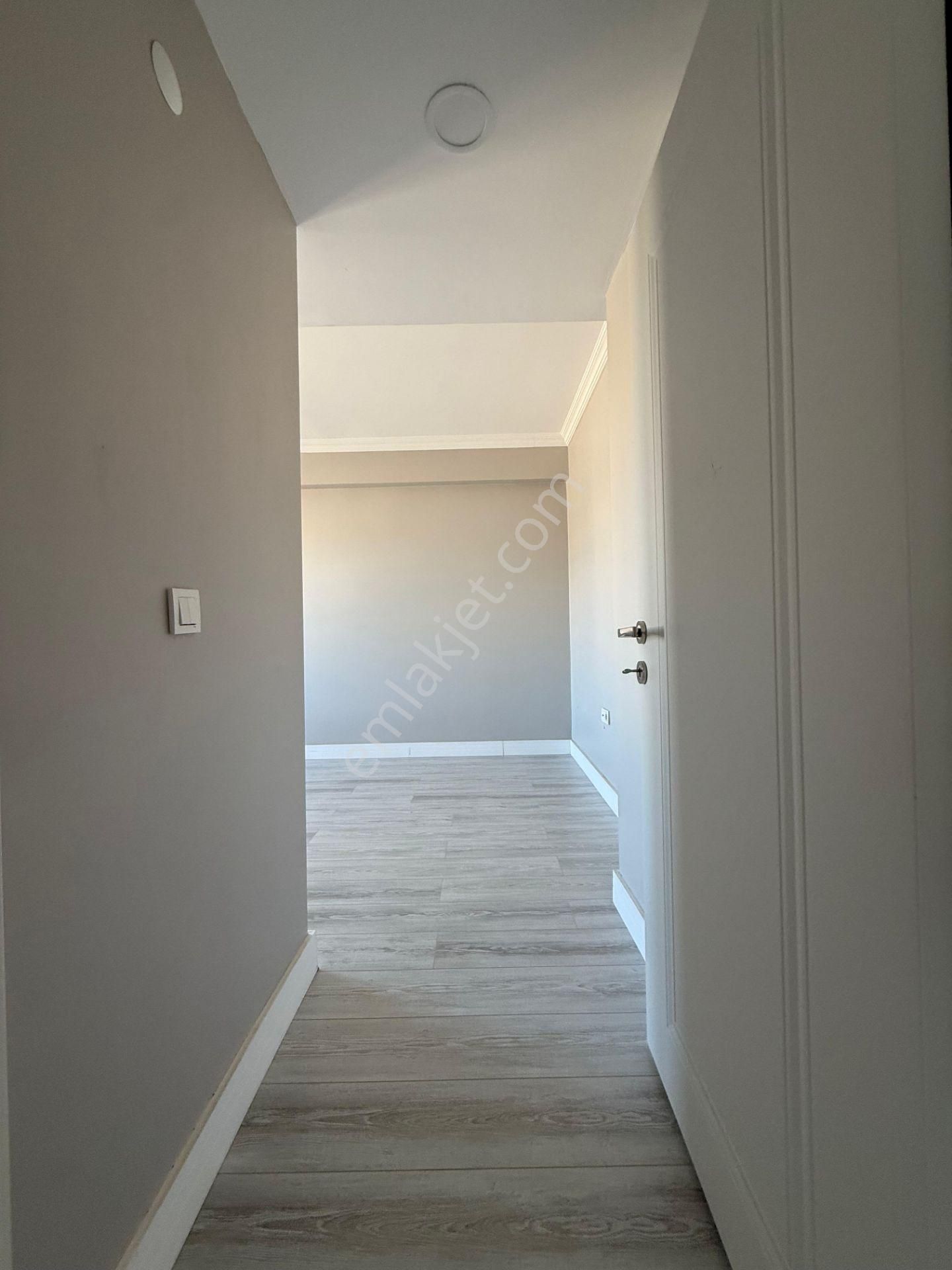 Silivri Yenimahallede Site İçerisinde 3+1 Peyzaj Cephe Sıfır Satılık Daire - Görsel 21