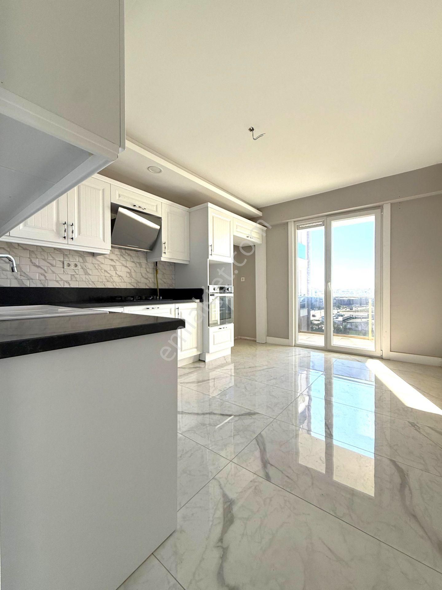 Silivri Yenimahallede Site İçerisinde 3+1 Peyzaj Cephe Sıfır Satılık Daire - Görsel 2