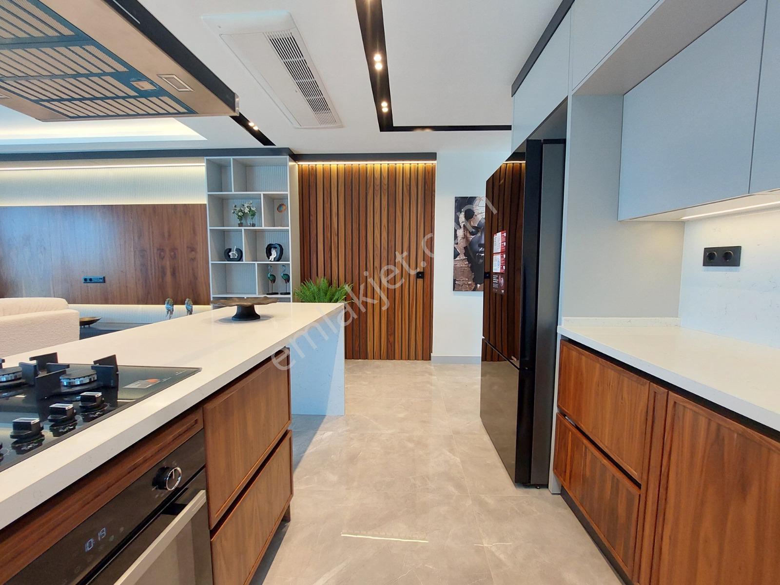 Kuşadası Soğucakta Full Deniz Manzaralı Eşyalı Villa - Görsel 18