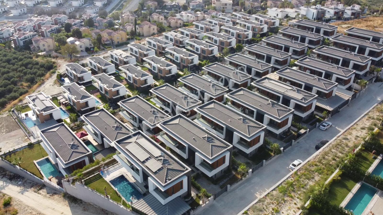 Kuşadası Soğucakta Full Deniz Manzaralı Eşyalı Villa - Görsel 4