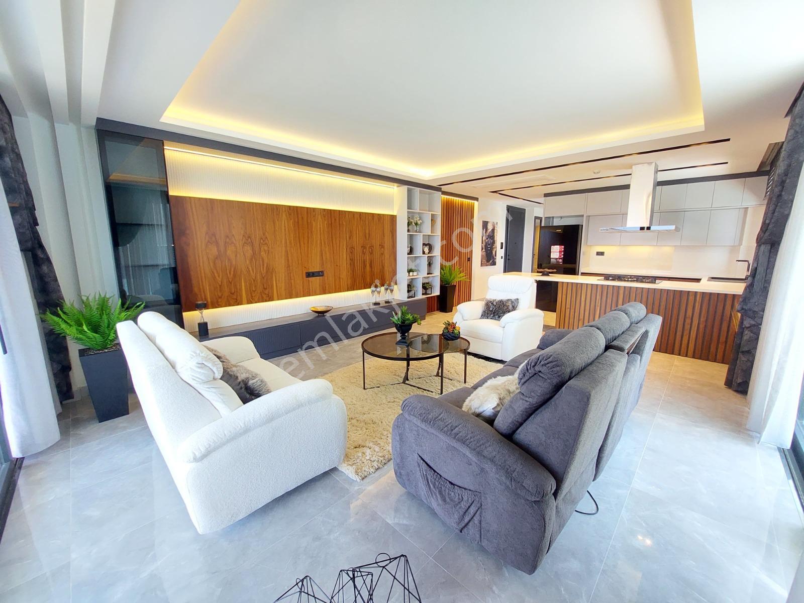 Kuşadası Soğucakta Full Deniz Manzaralı Eşyalı Villa - Görsel 13
