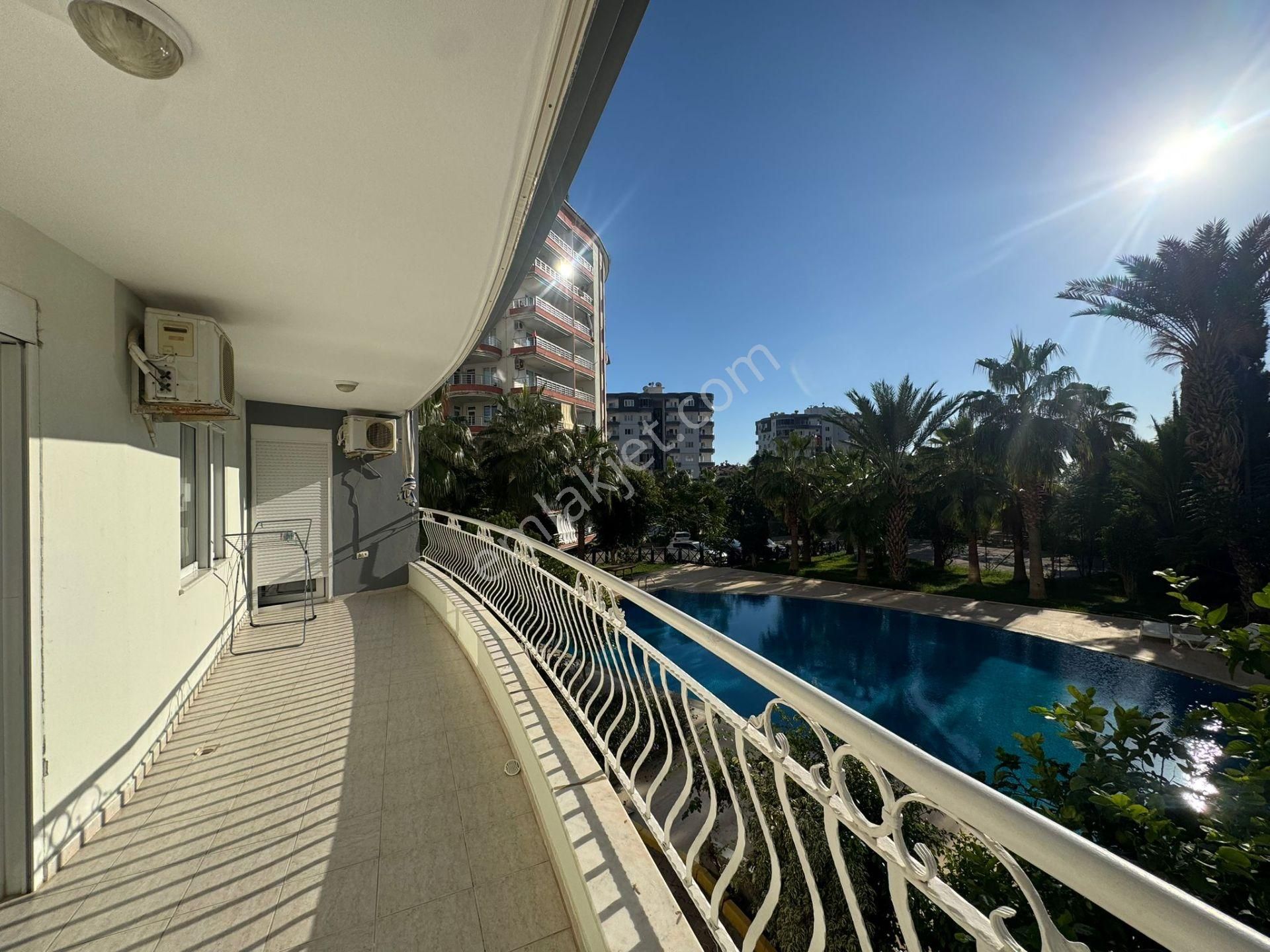 Alanya Tosmur Mah. Eşyalı Satılık 3+1 Daire - Görsel 21