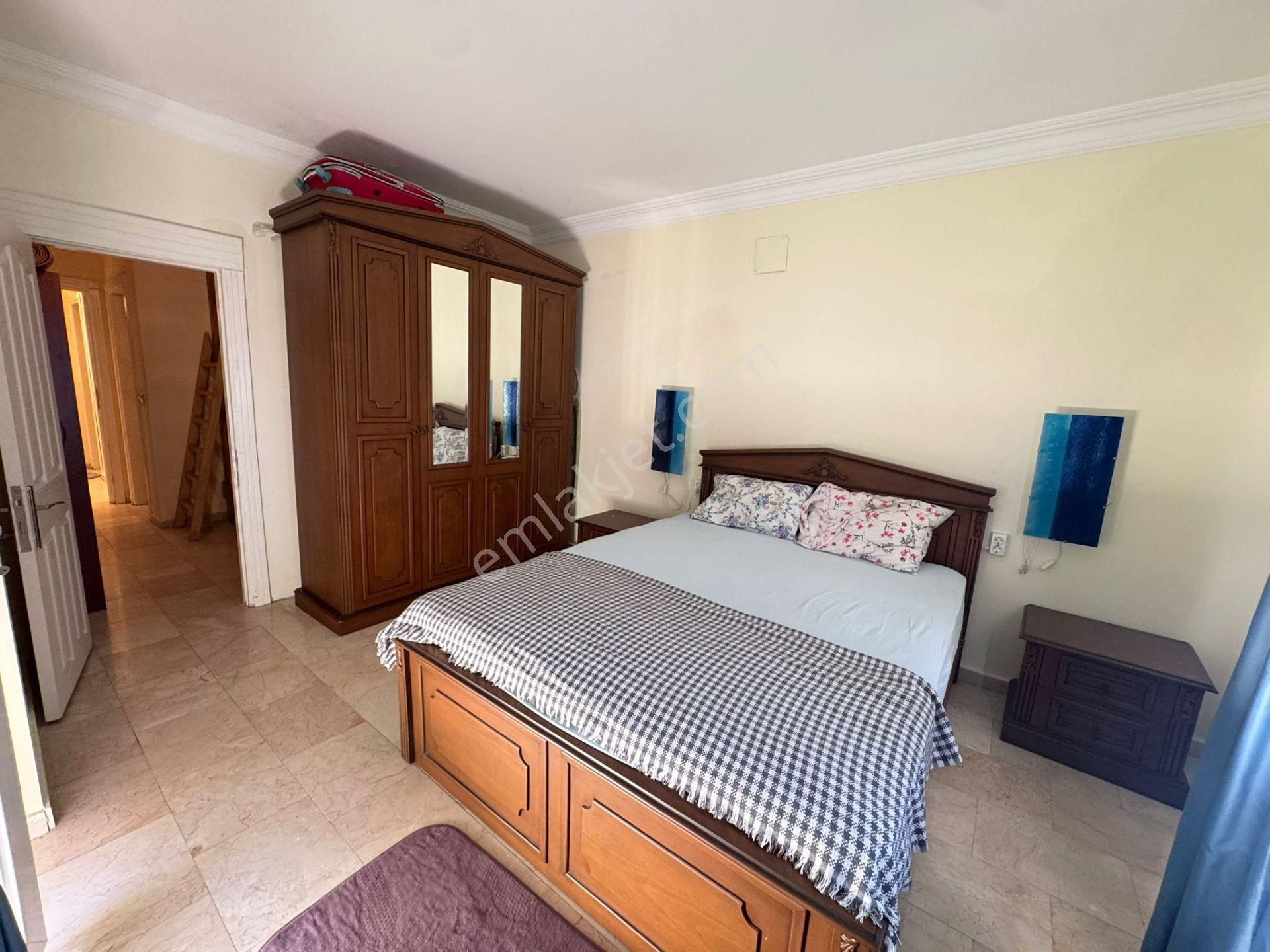 Alanya Tosmur Mah. Eşyalı Satılık 3+1 Daire - Görsel 17