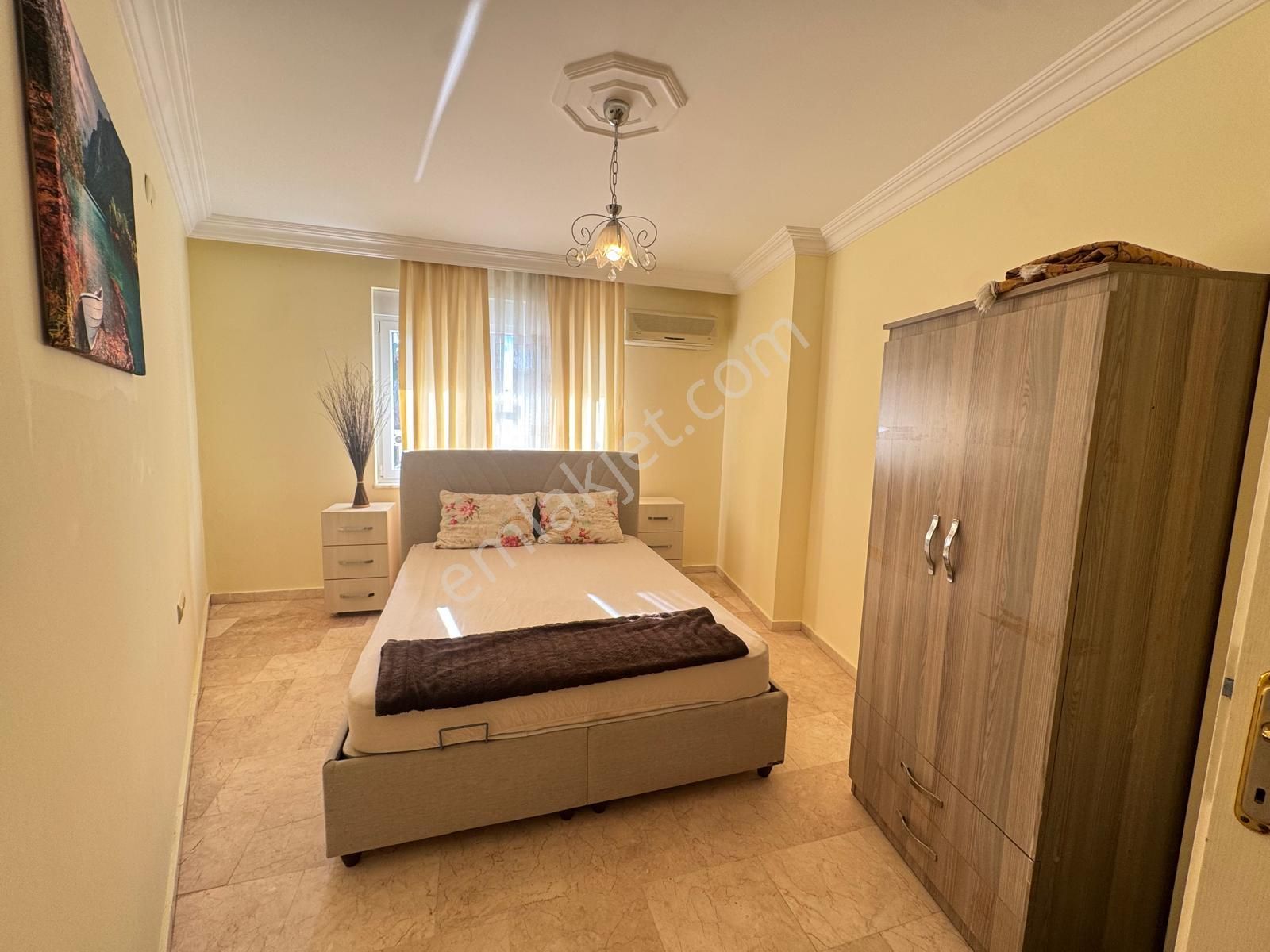 Alanya Tosmur Mah. Eşyalı Satılık 3+1 Daire - Görsel 9