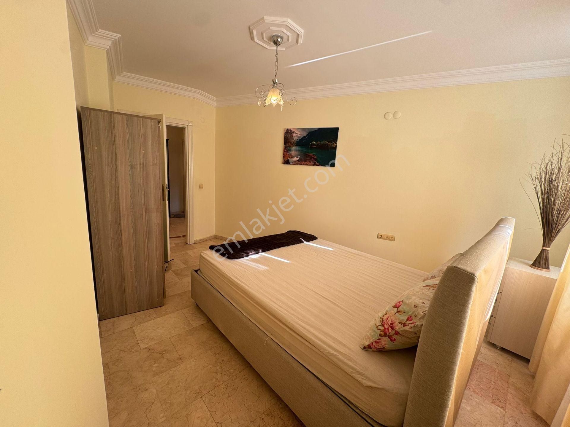 Alanya Tosmur Mah. Eşyalı Satılık 3+1 Daire - Görsel 12